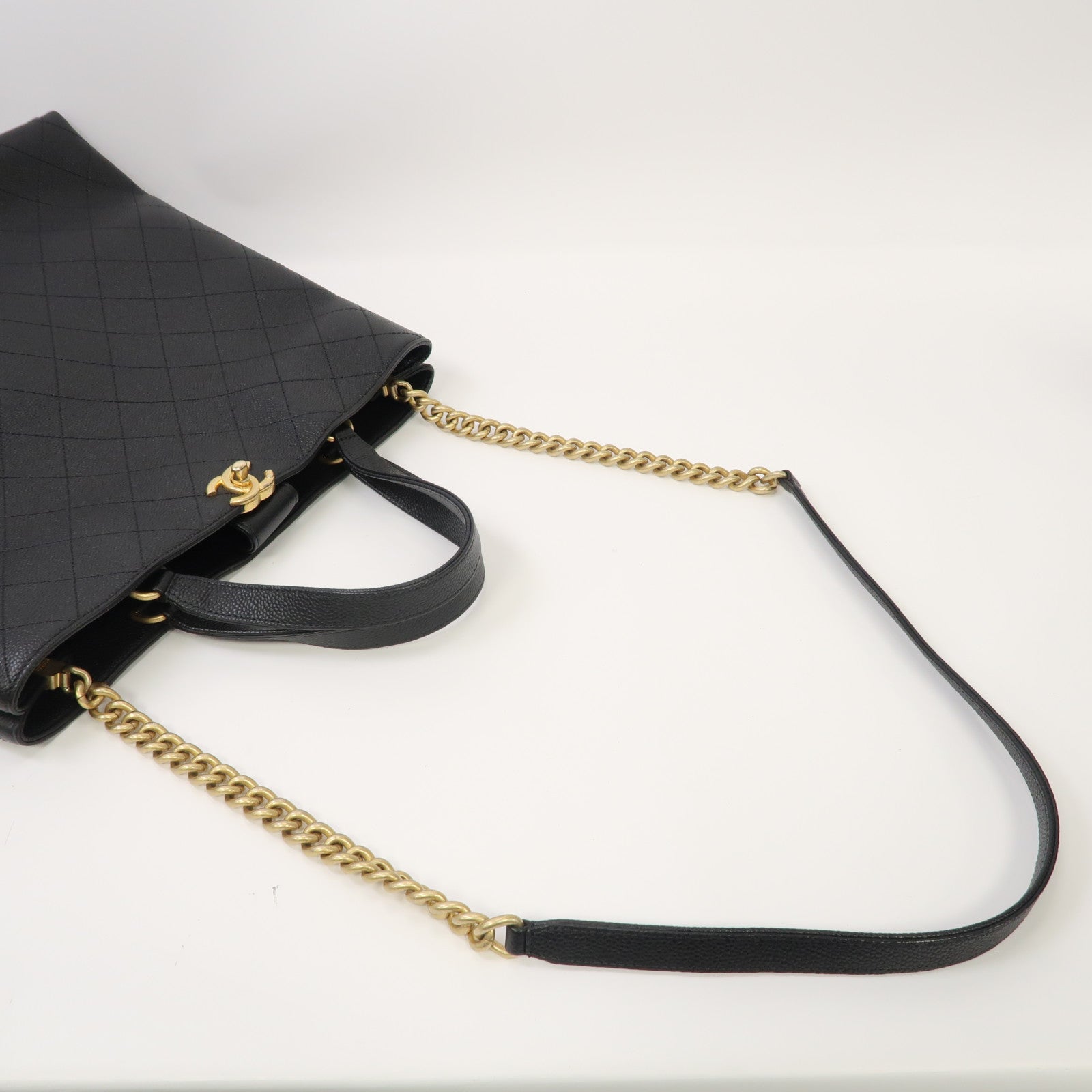 CHANEL 【激減優惠】菱格Caviar皮革Shoulder Tote金扣手挽肩背兩用袋黑色