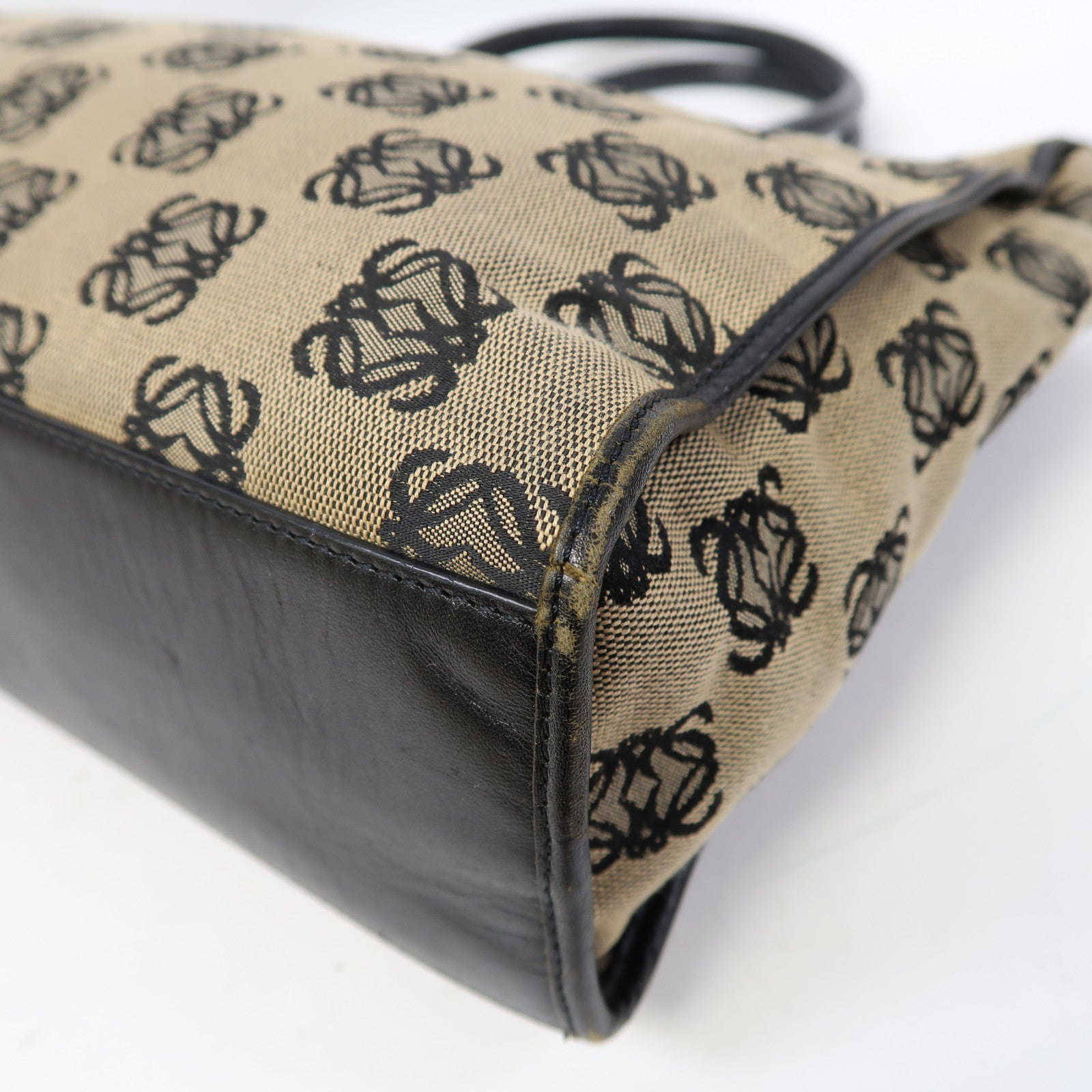 LOEWE 帆布Hand Bag銀扣手挽袋啡色