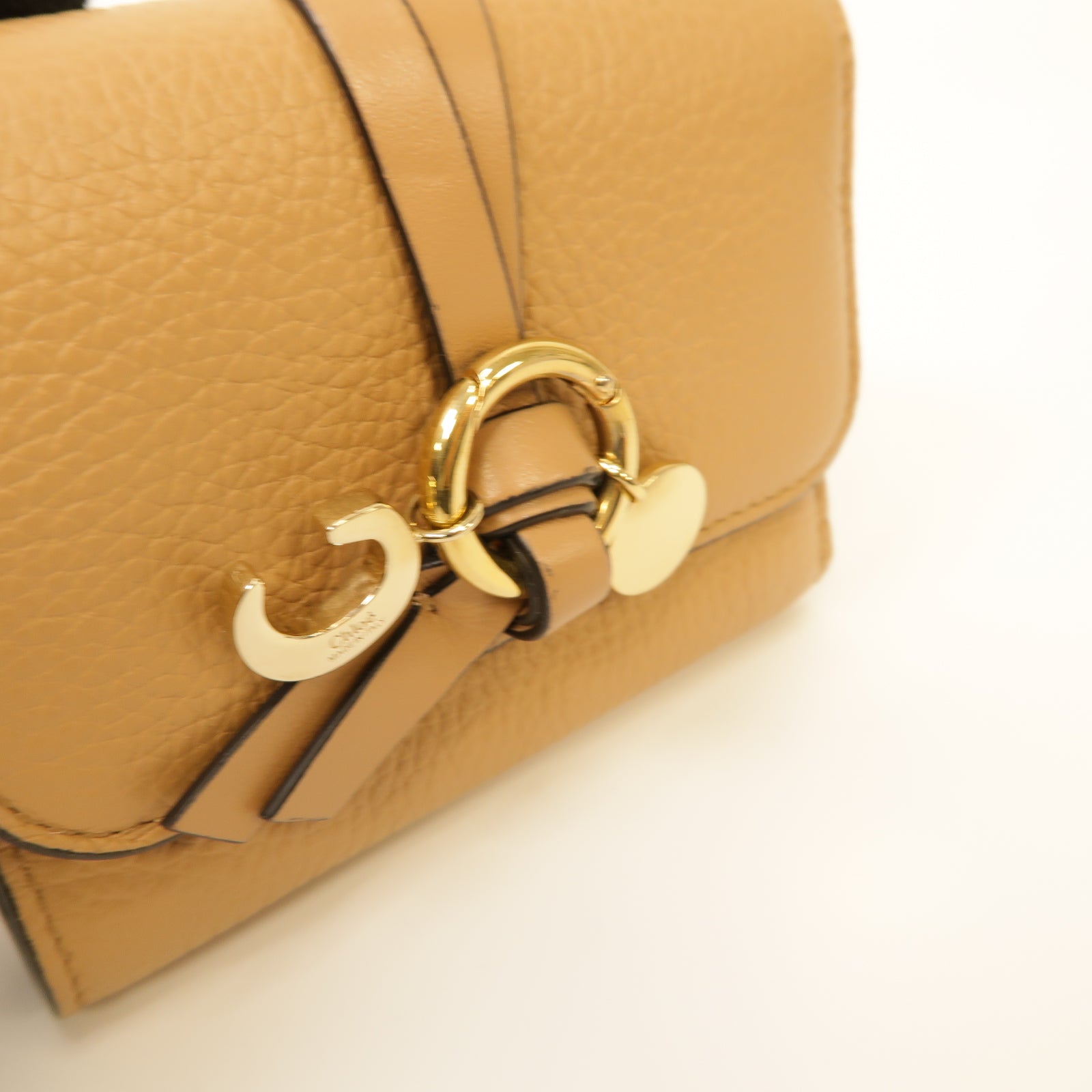 Chloe 牛皮皮革Alphabet Small Tri-Fold Wallet金扣錢包杏色