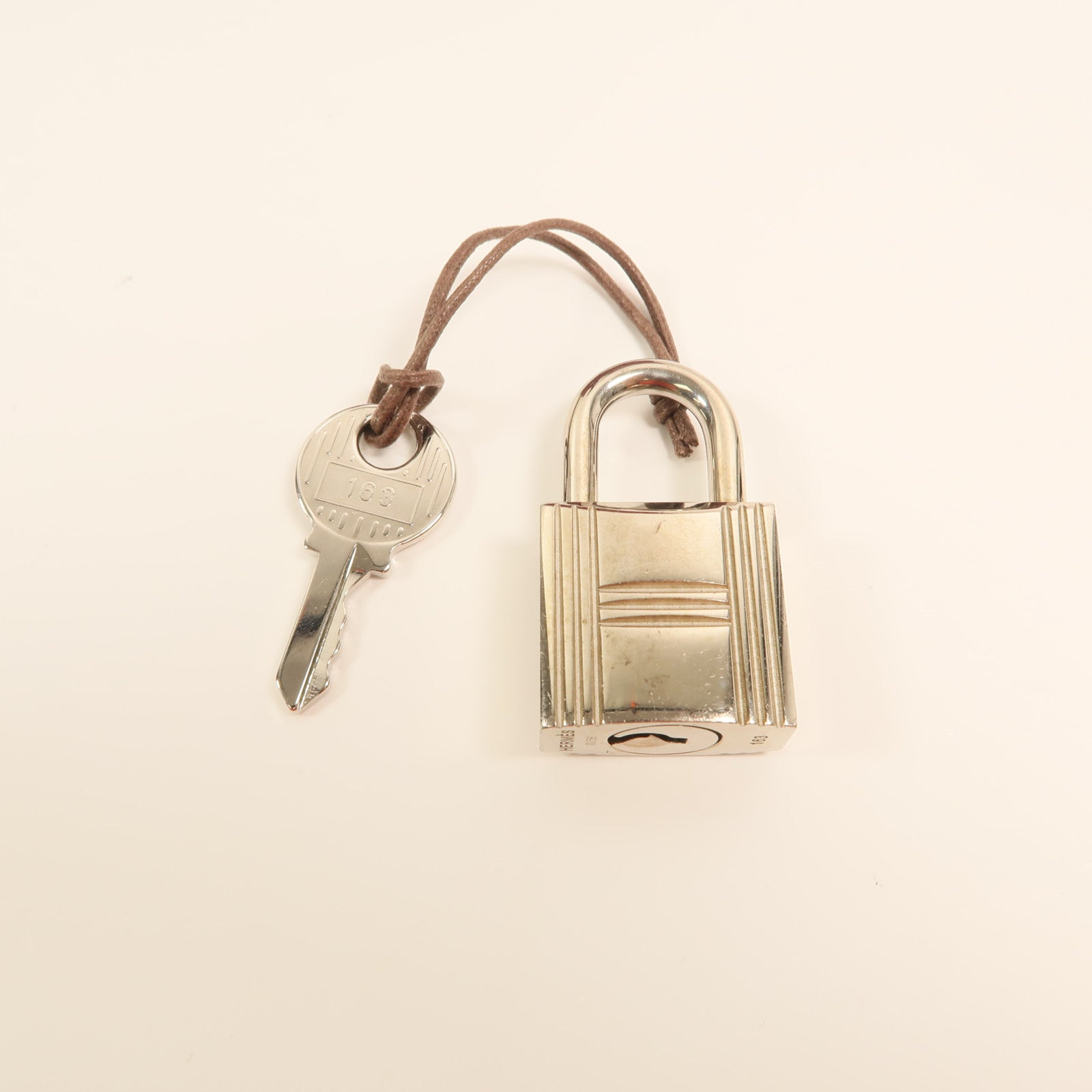 HERMES Clemence皮革Picotin PM銀扣手挽袋Rouge Grenat