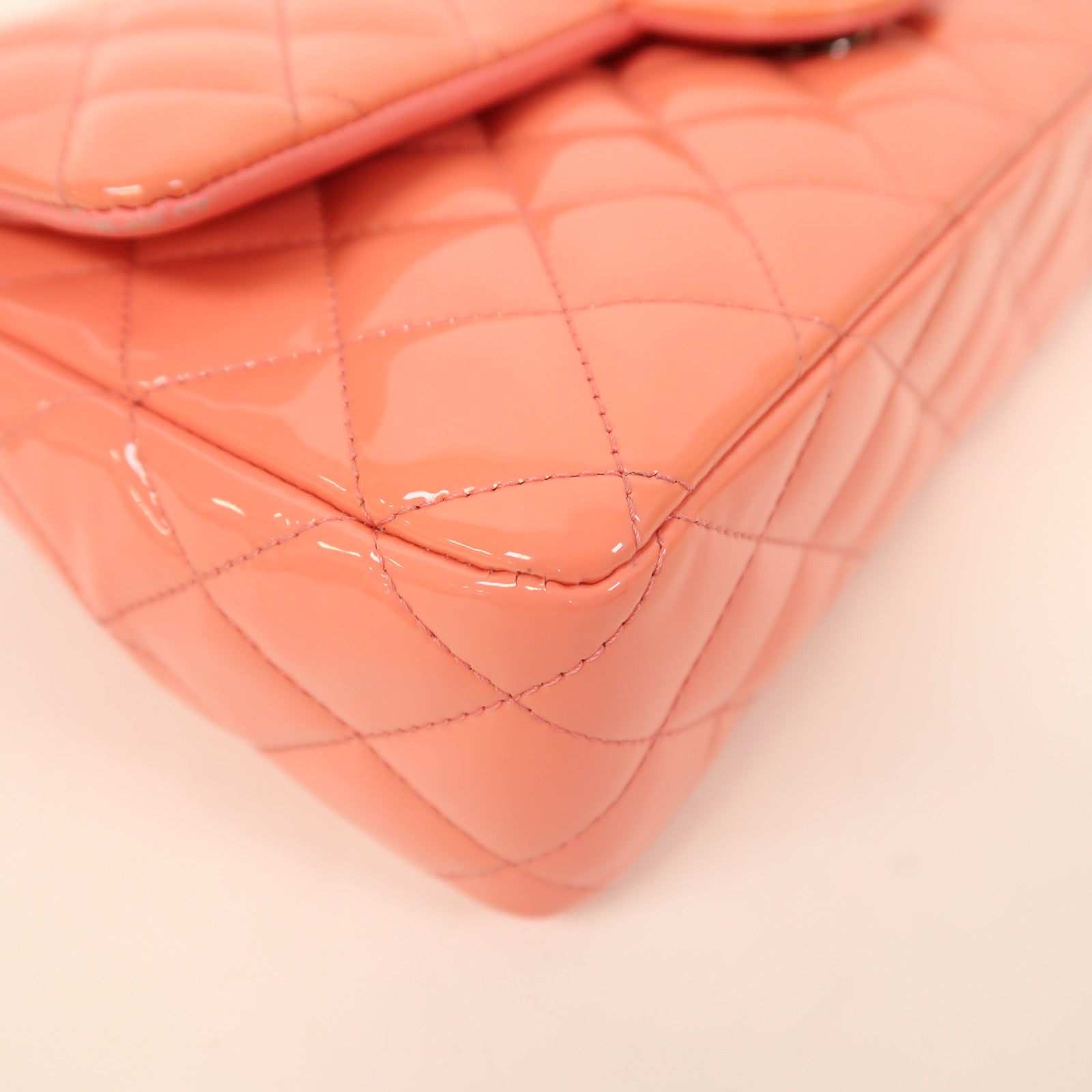 CHANEL 漆皮皮革Classic 25銀扣鏈帶肩背袋粉紅色