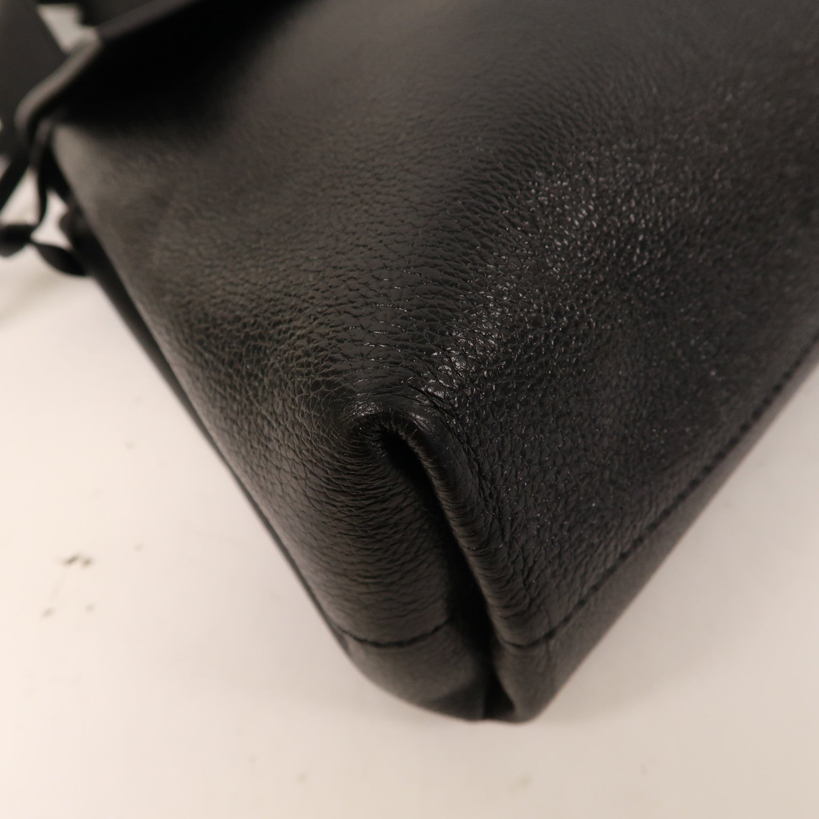 Valentino 牛皮皮革2way Shoulder Bag金扣手挽肩背兩用袋黑色
