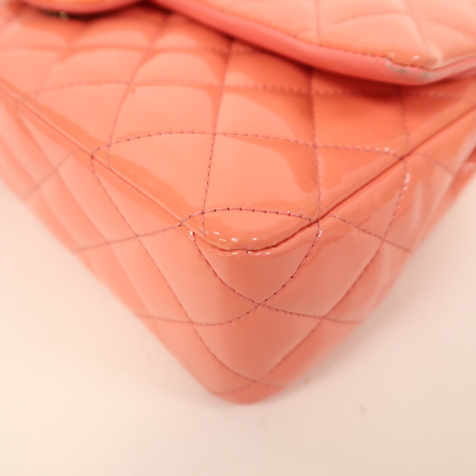 CHANEL 漆皮皮革Classic 25銀扣鏈帶肩背袋粉紅色