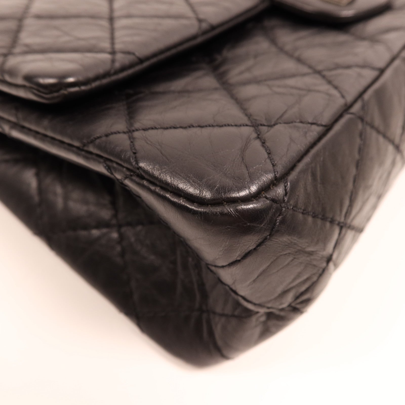 CHANEL 牛皮皮革2.55 Medium銀扣鏈帶肩背袋