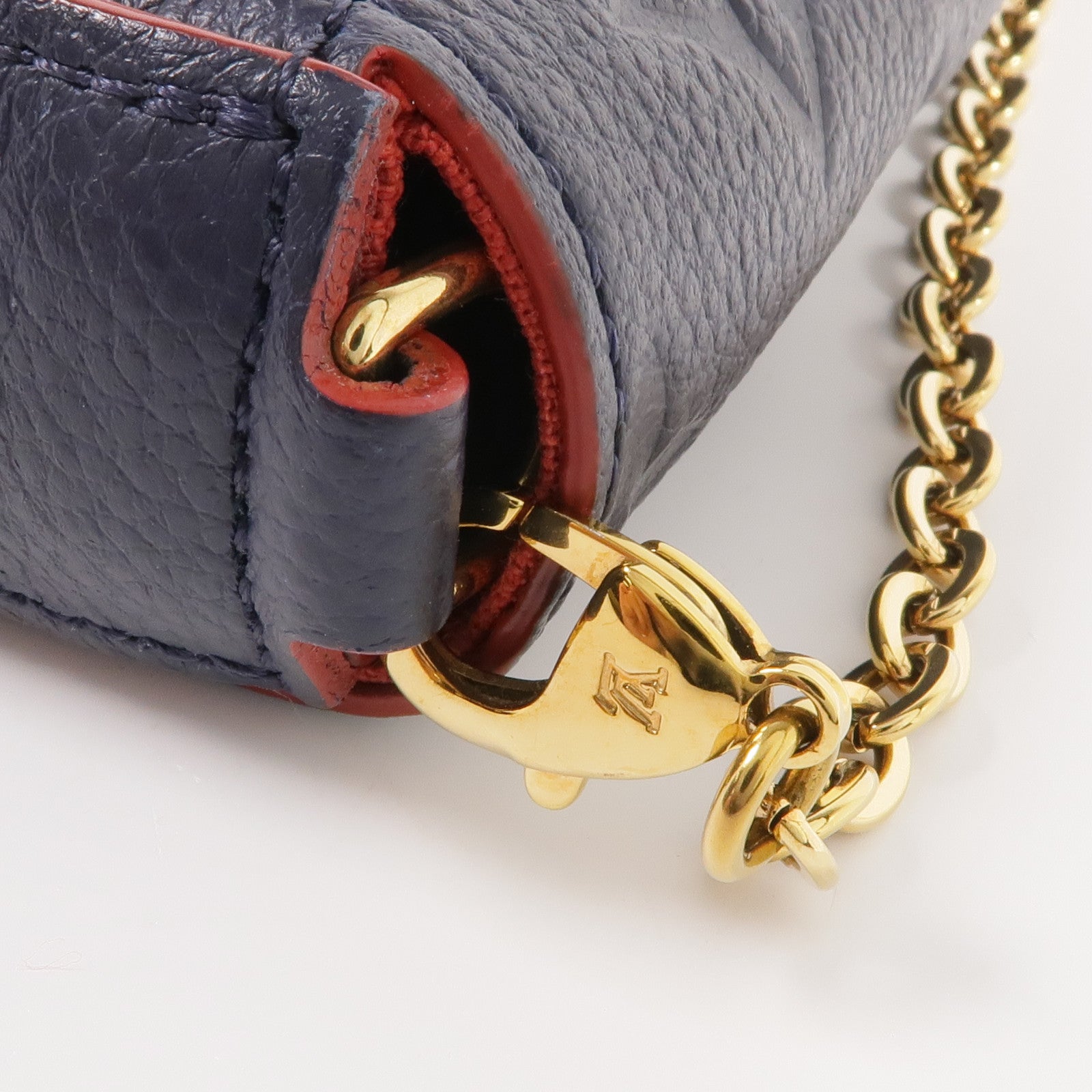 LOUIS VUITTON Monogram Empreinte Felicie Pochette金扣鏈帶肩背袋