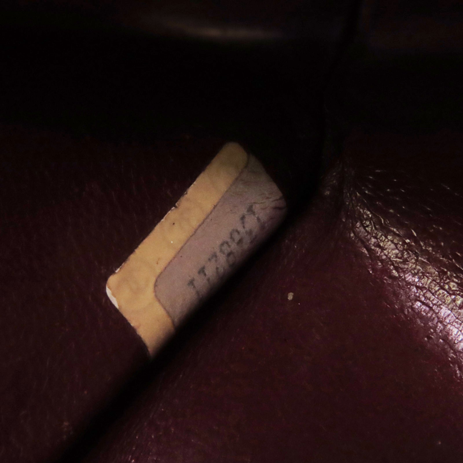 CHANEL 羊皮皮革Vintage Chain Shoulder金扣鏈帶肩背袋