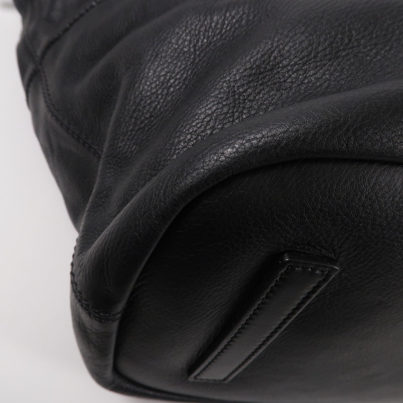 GIVENCHY 牛皮皮革2 Way Shoulder Bag手挽肩背兩用袋