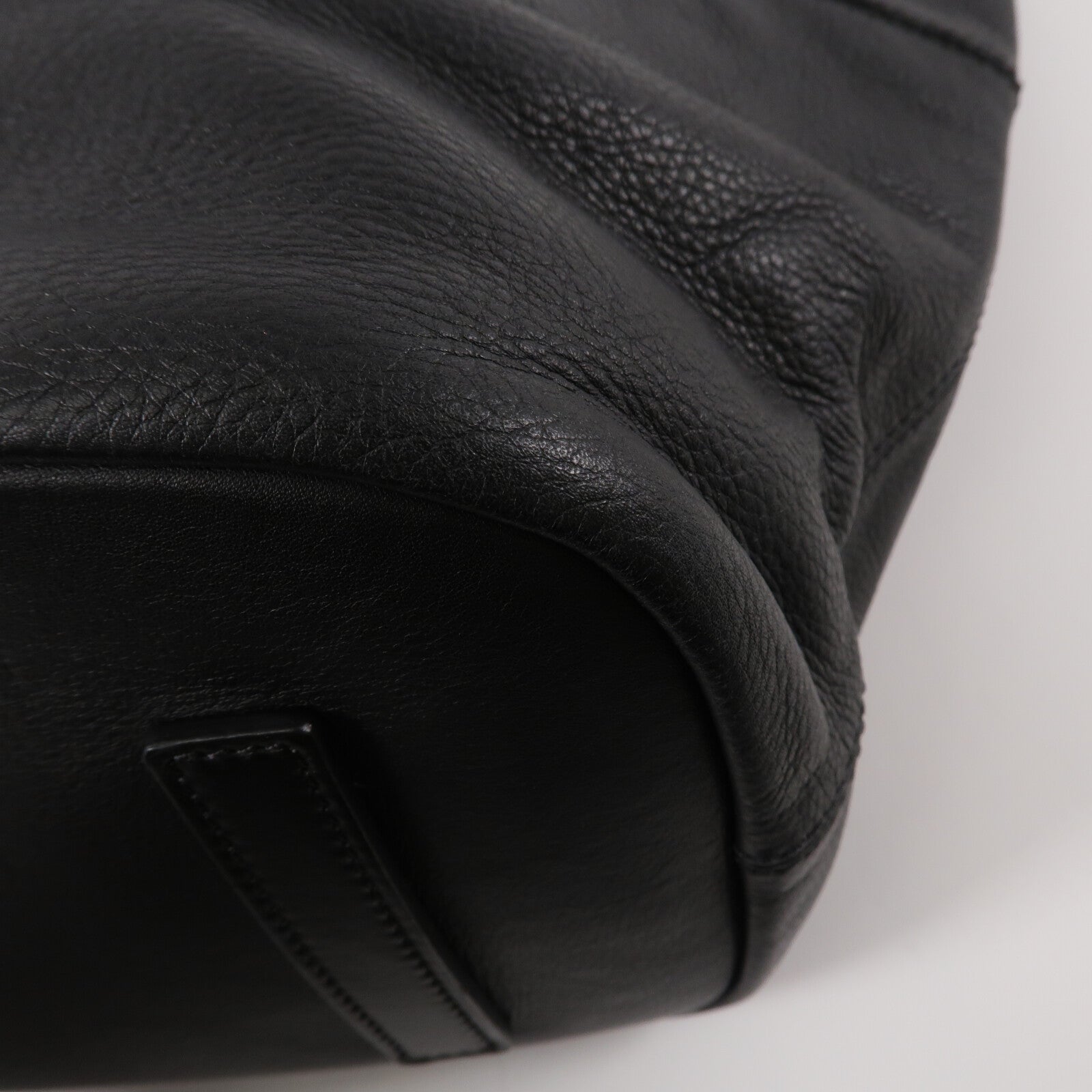 GIVENCHY 牛皮皮革2 Way Shoulder Bag手挽肩背兩用袋