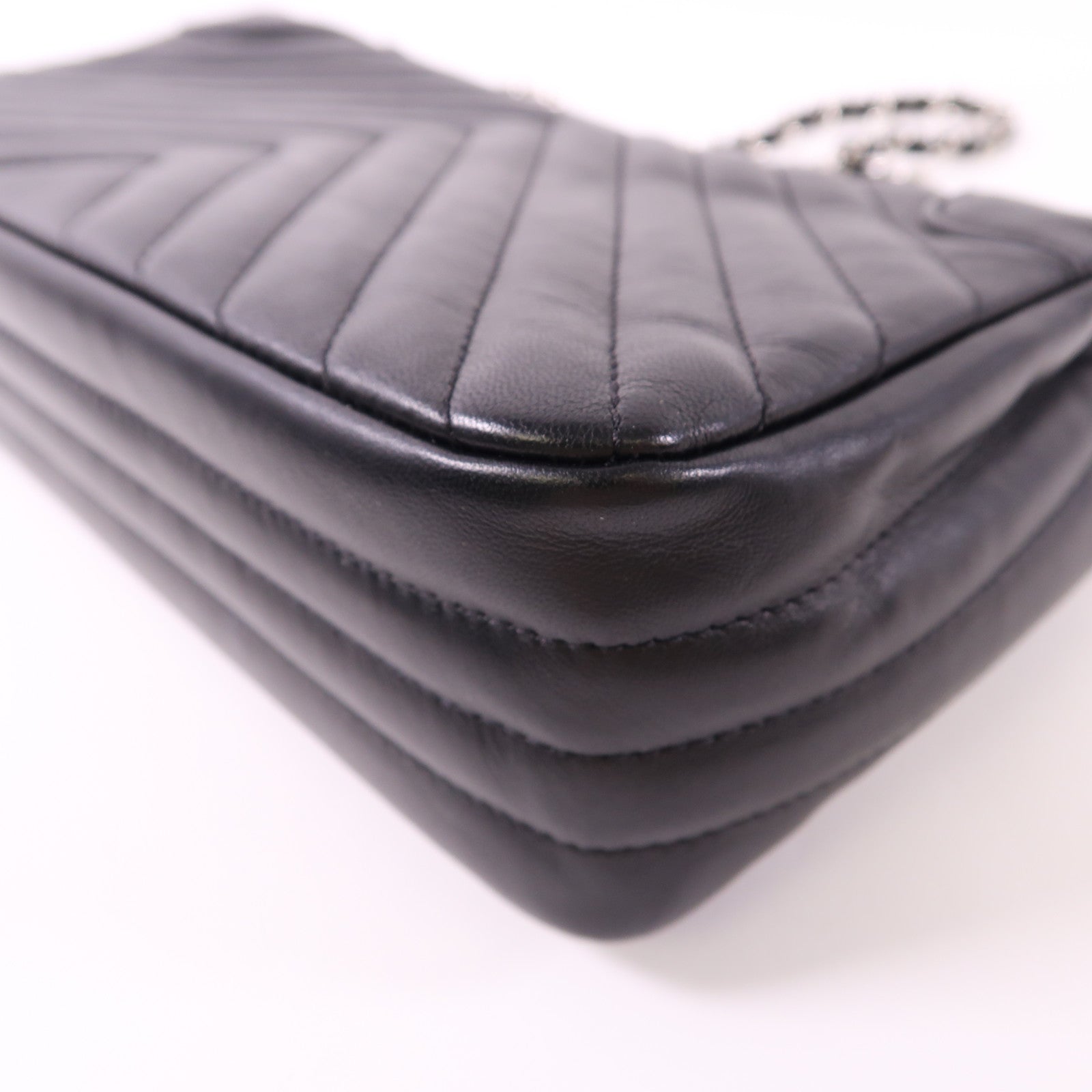 CHANEL 牛皮皮革Chain Shoulder銀扣鏈帶肩背袋