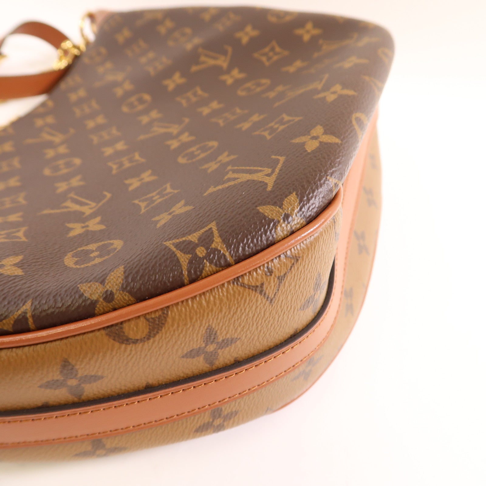 LOUIS VUITTON Monogram Reverse Loop Hobo金扣手挽肩背兩用袋