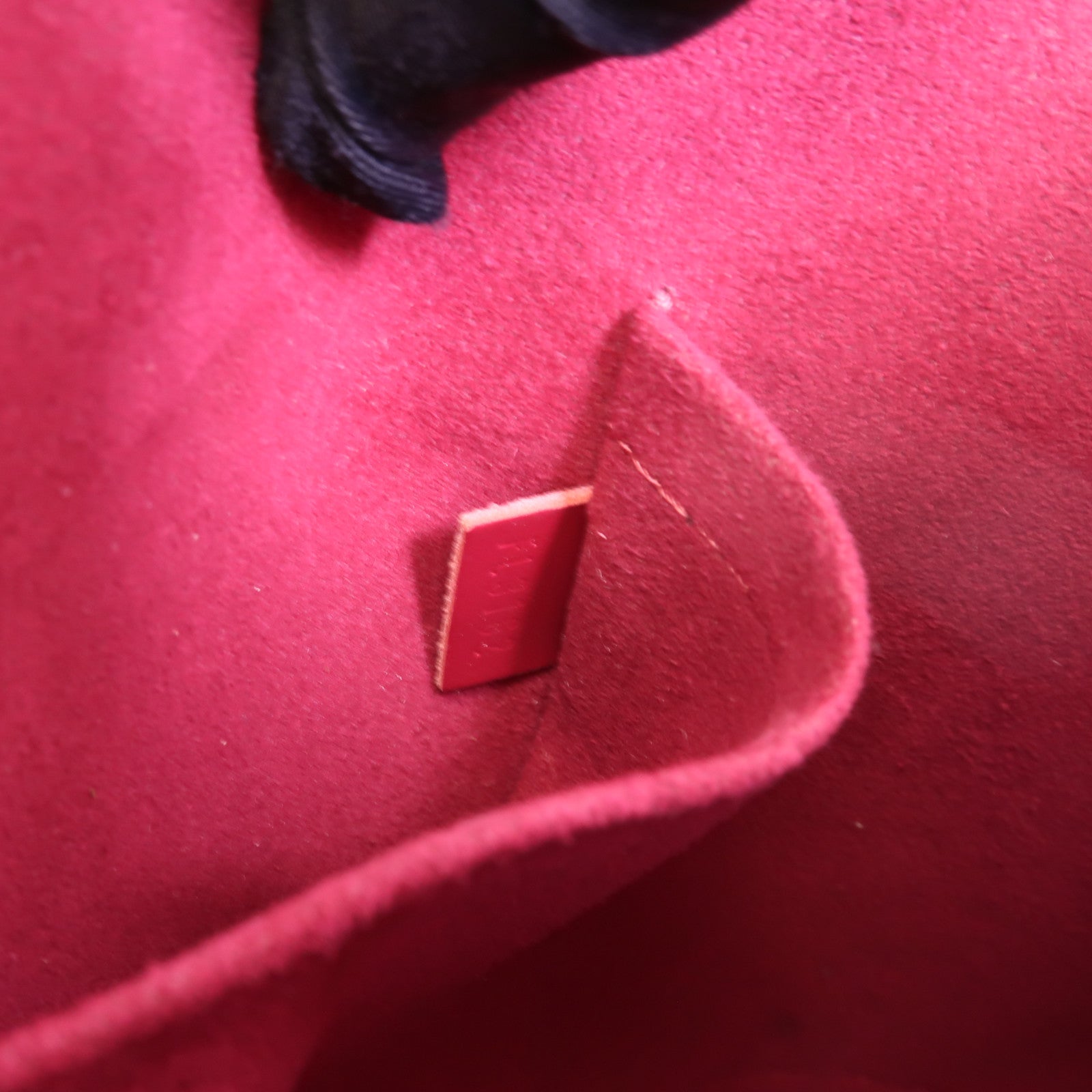 LOUIS VUITTON Epi Alma PM銀扣手挽袋