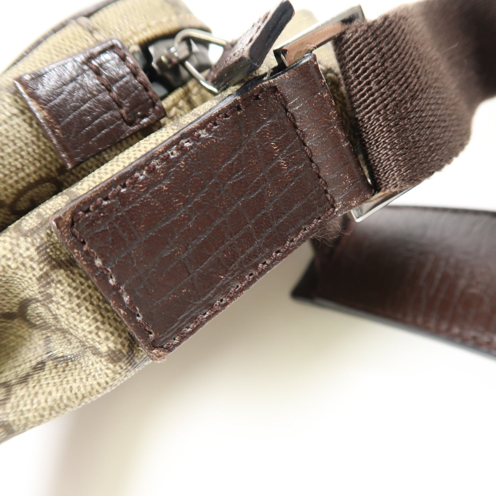 GUCCI 【激減優惠】塗層帆布Shoulder Bag銀扣肩背袋