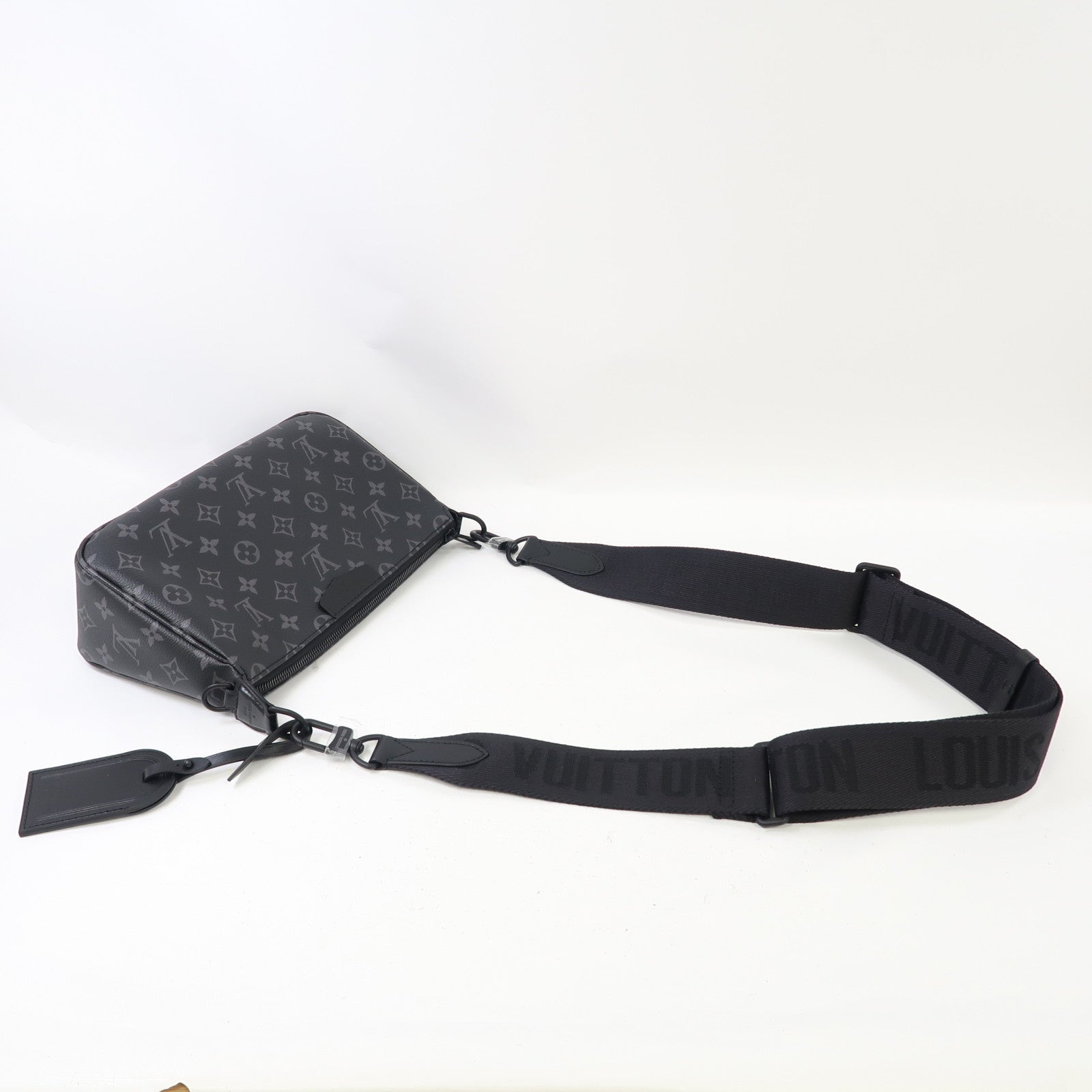 LOUIS VUITTON Monogram Eclipse Pochette Accessoire XL肩背袋黑色