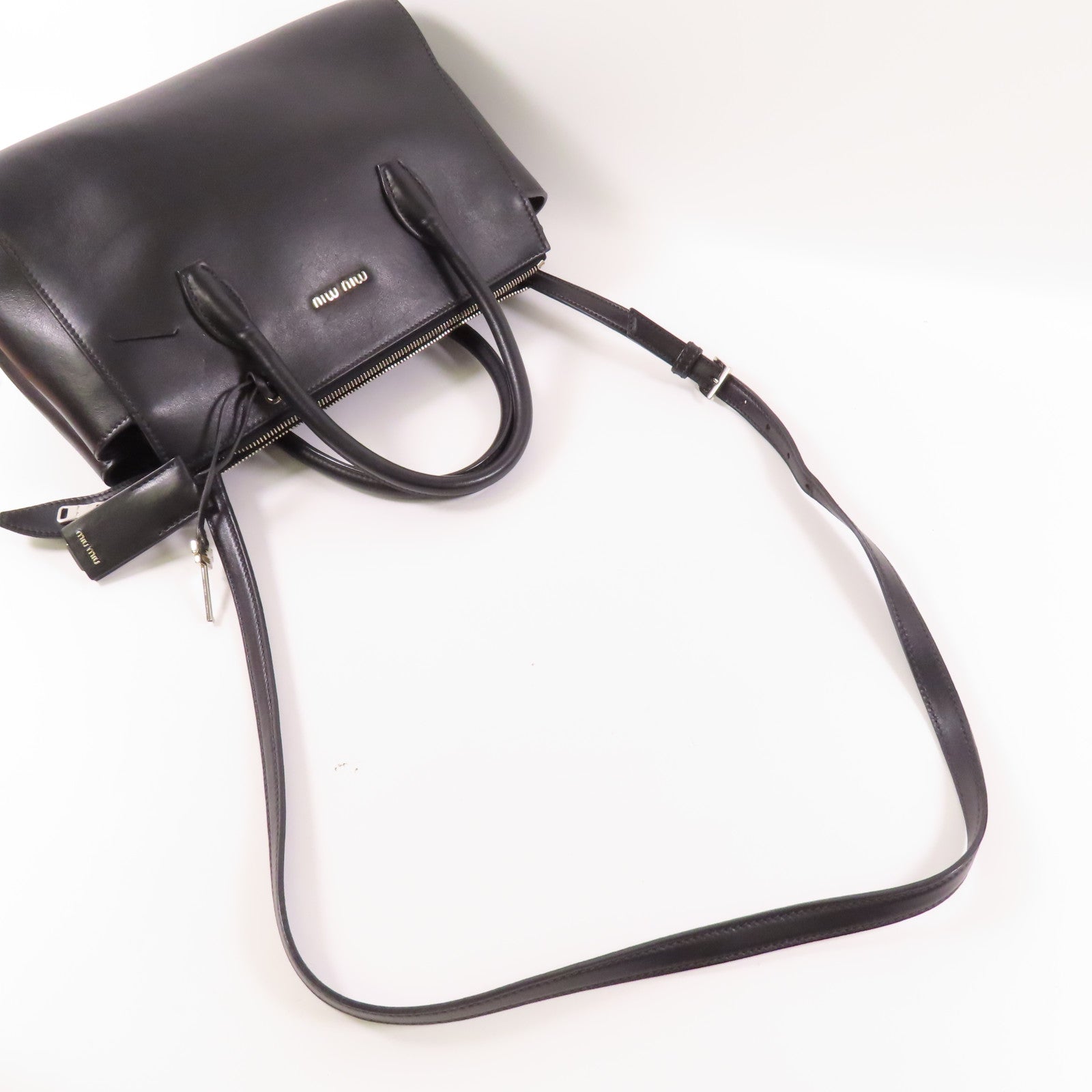 Miu Miu 皮革Hand Bag銀扣手挽肩背兩用袋