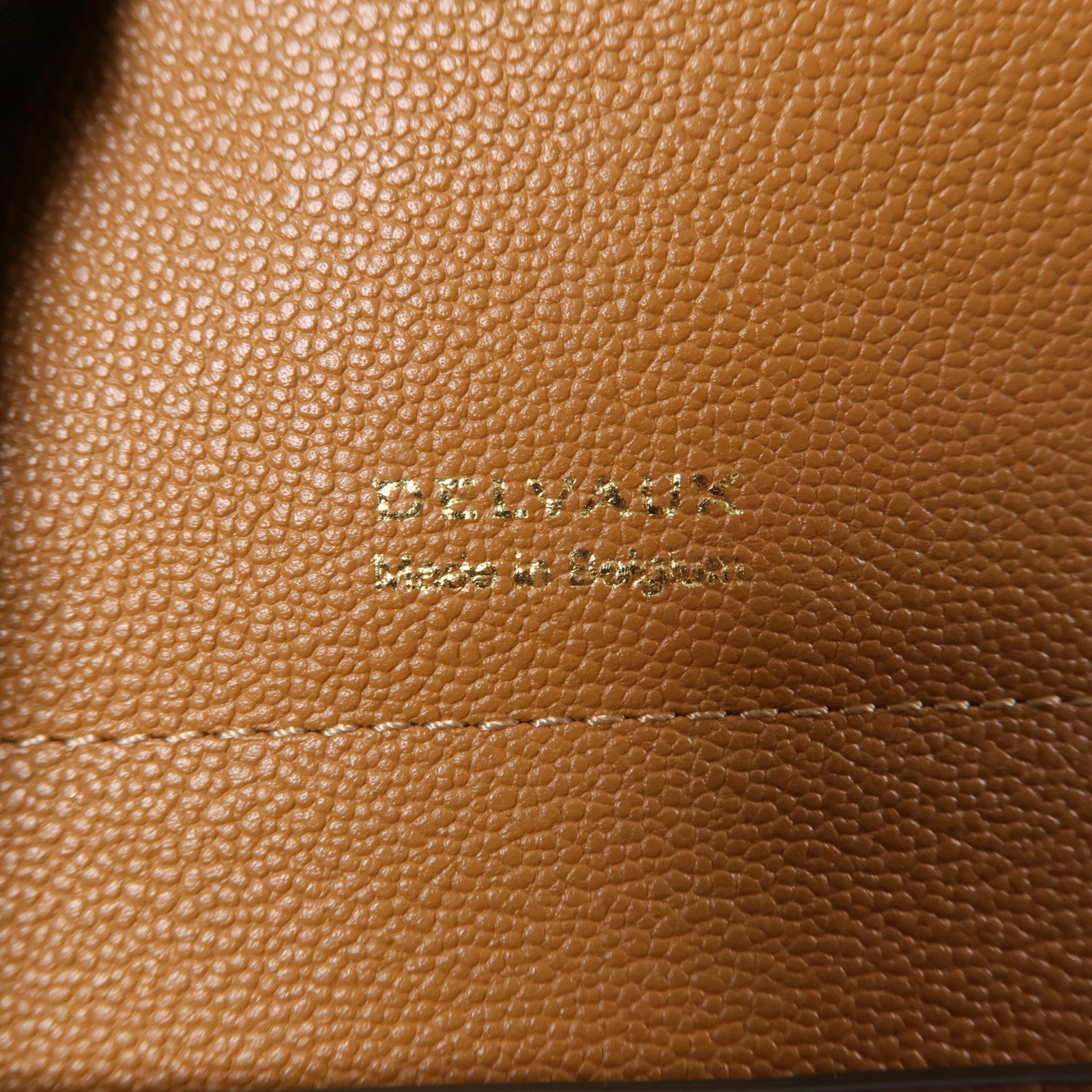 Delvaux 牛皮皮革Wallet金扣錢包棕色