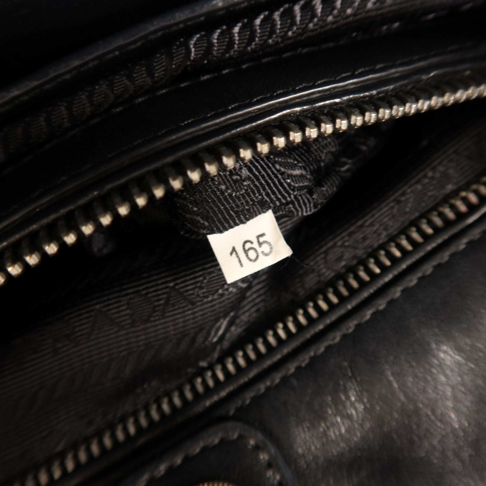 PRADA 牛皮皮革Shoulder Bag銀扣手挽肩背兩用袋