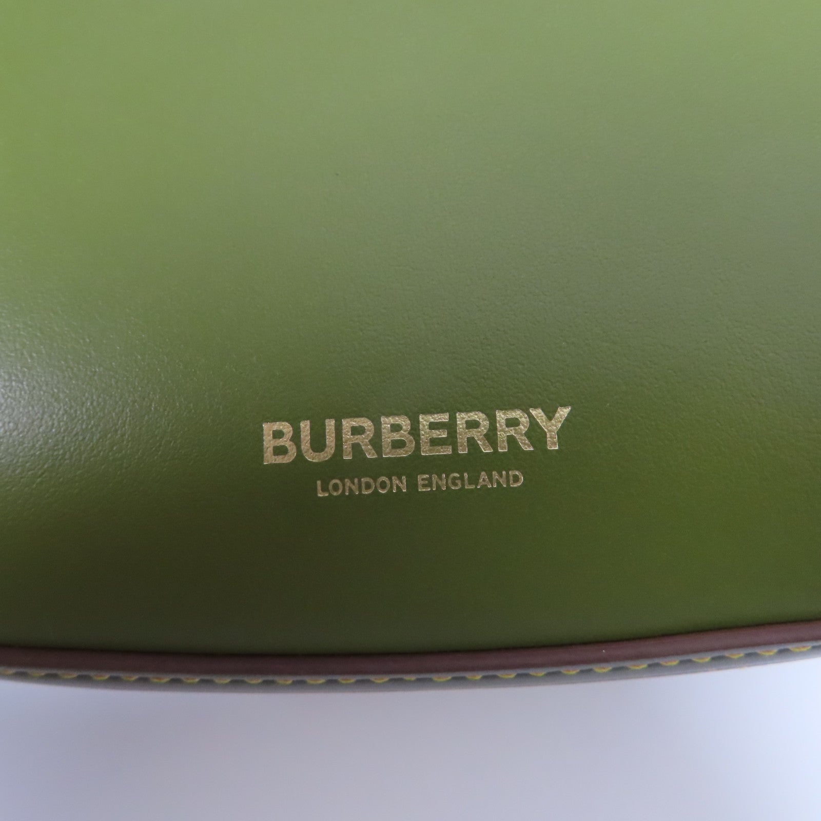 BURBERRY【激減優惠】 牛皮皮革Shoulder Bag金扣肩背袋綠色