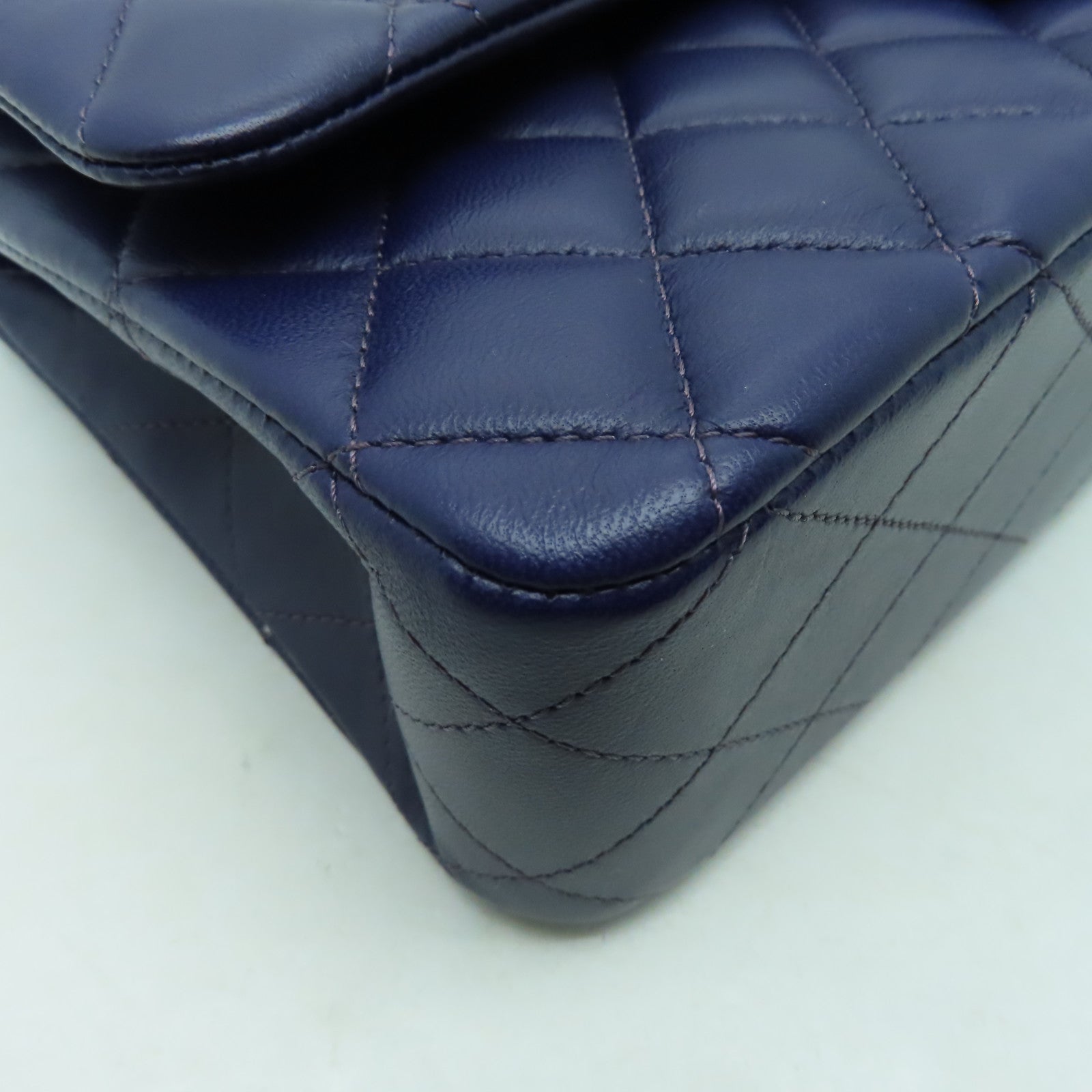 CHANEL 【激減優惠】菱格羊皮皮革Classic 25銀扣鏈帶肩背袋紫色