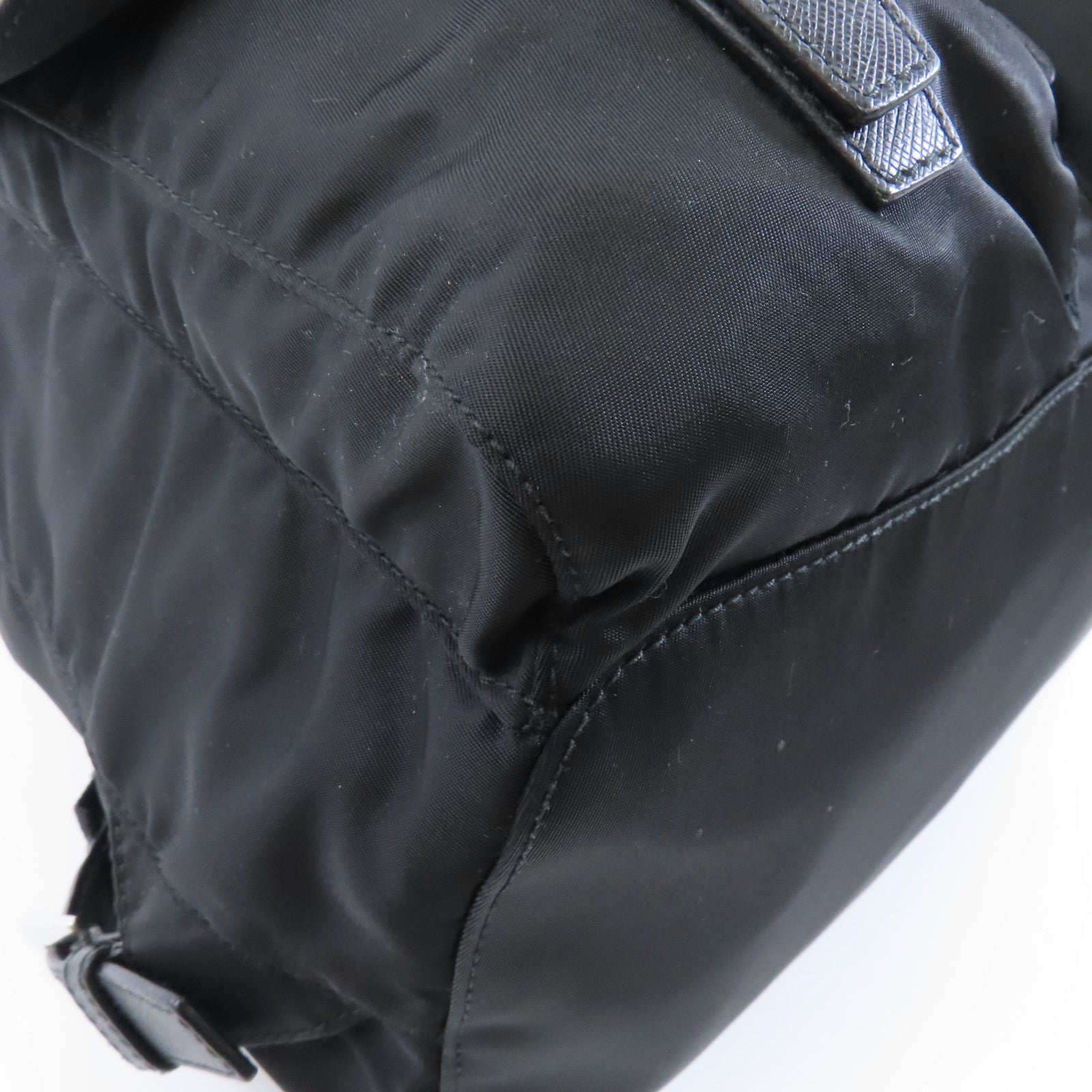 PRADA 【激減優惠】尼龍Backpack銀扣背包黑色