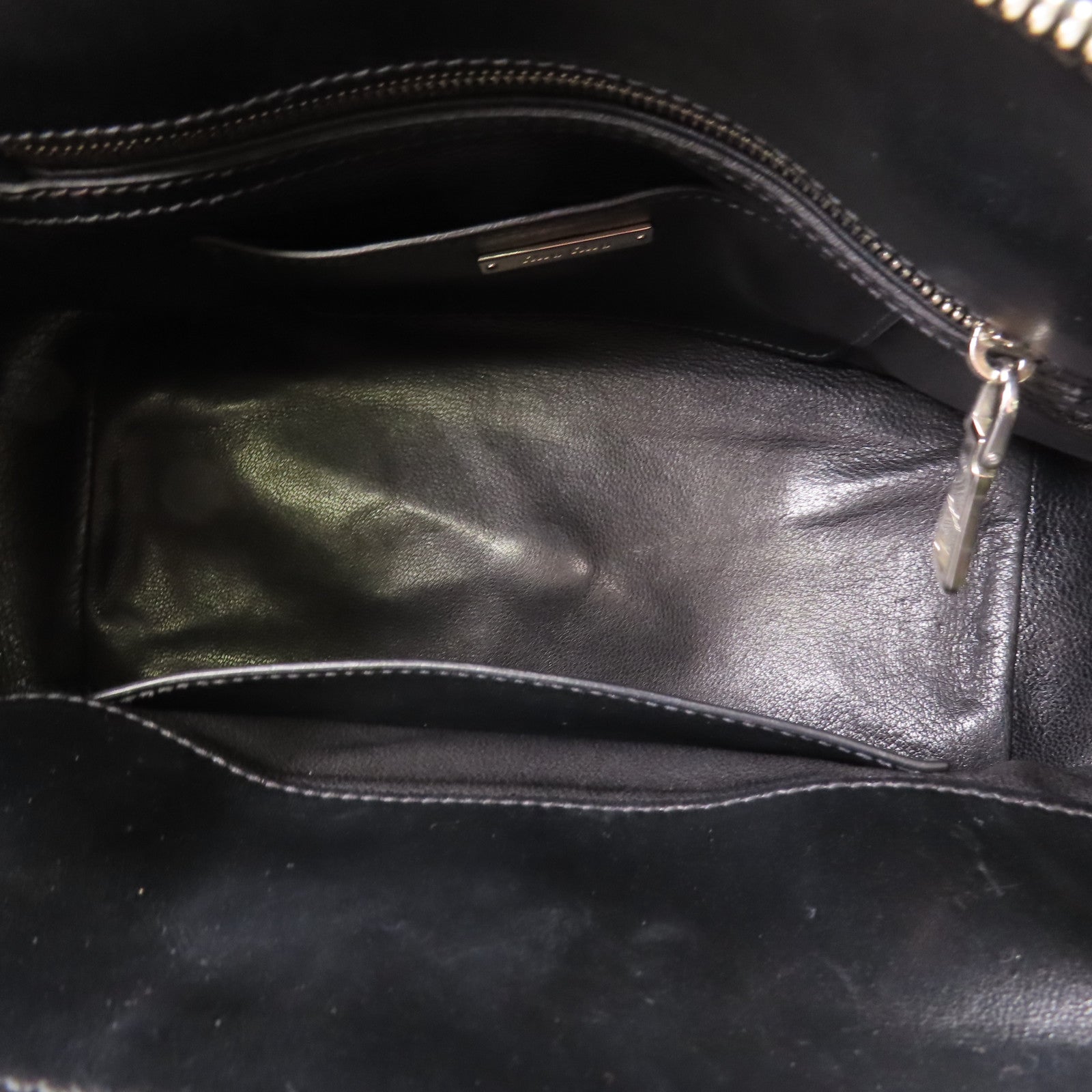 Miu Miu 皮革Hand Bag銀扣手挽肩背兩用袋
