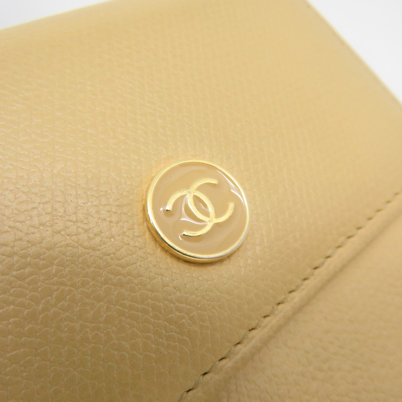 CHANEL 【激減優惠】牛皮皮革Short Wallet金扣短錢包杏色