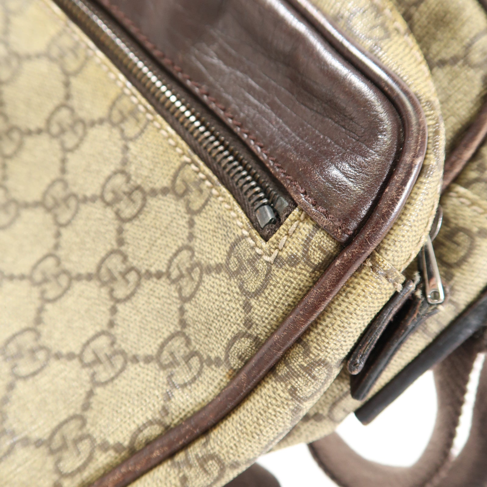 GUCCI 【激減優惠】塗層帆布Shoulder Bag銀扣肩背袋