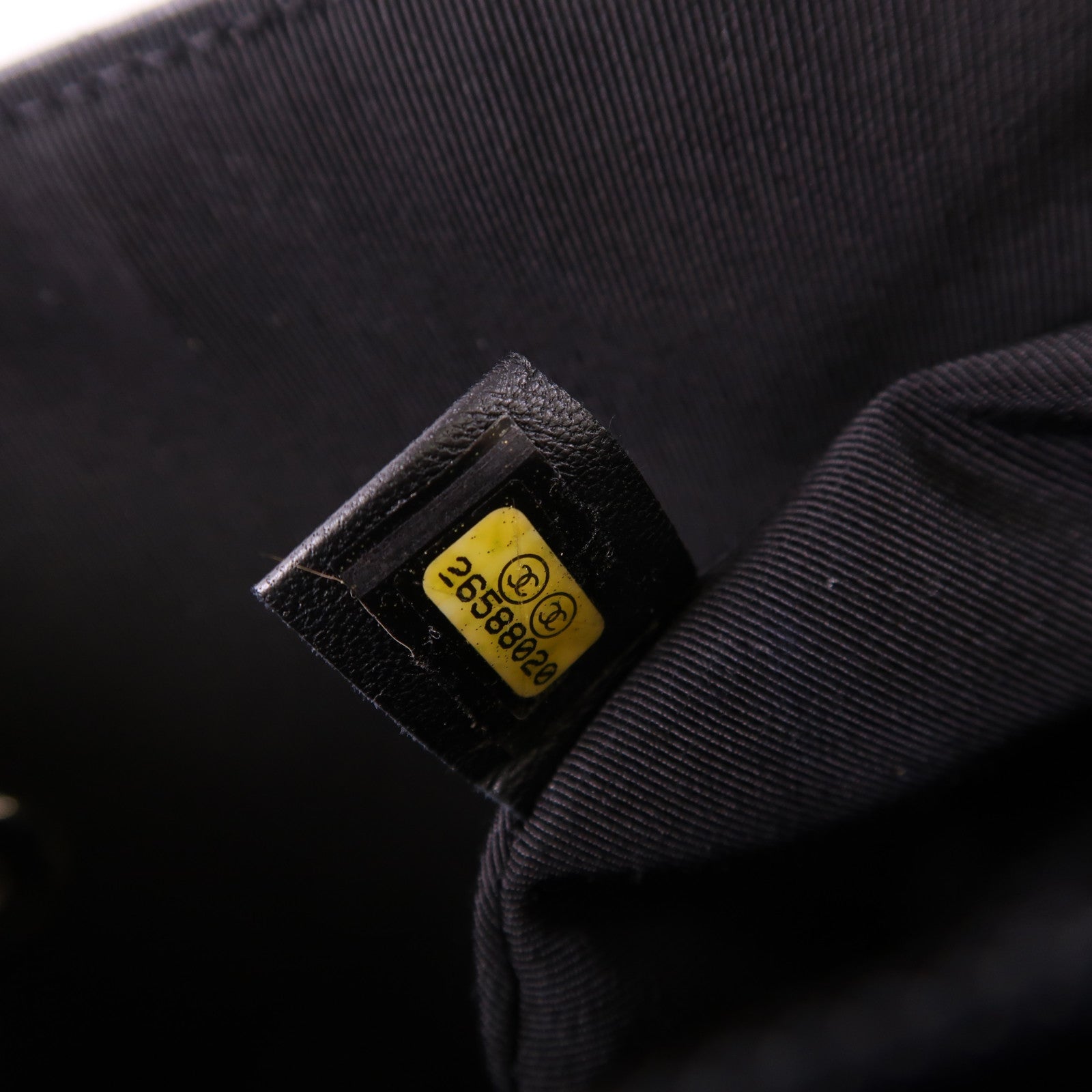 CHANEL 牛皮皮革Chain Shoulder銀扣鏈帶肩背袋