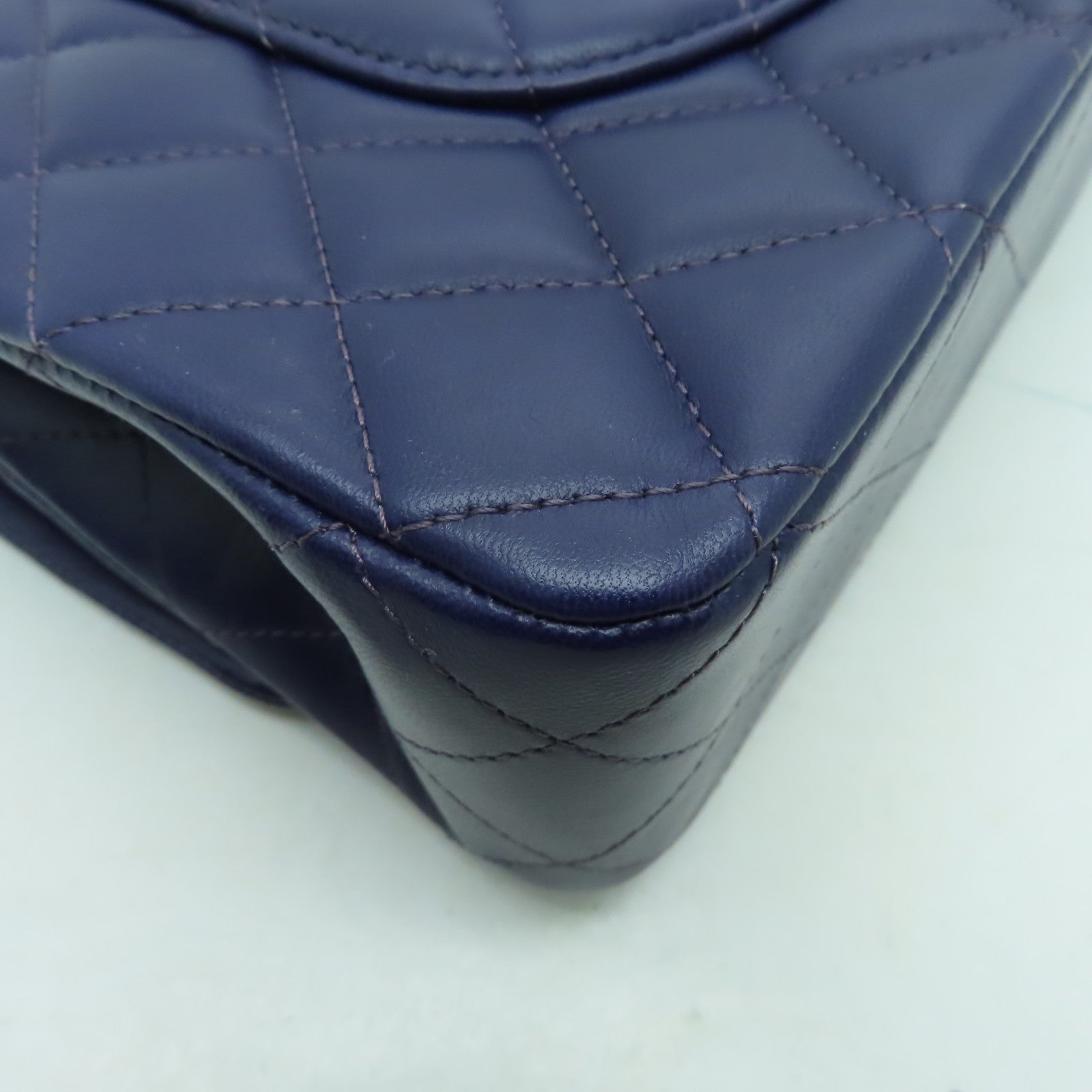 CHANEL 【激減優惠】菱格羊皮皮革Classic 25銀扣鏈帶肩背袋紫色