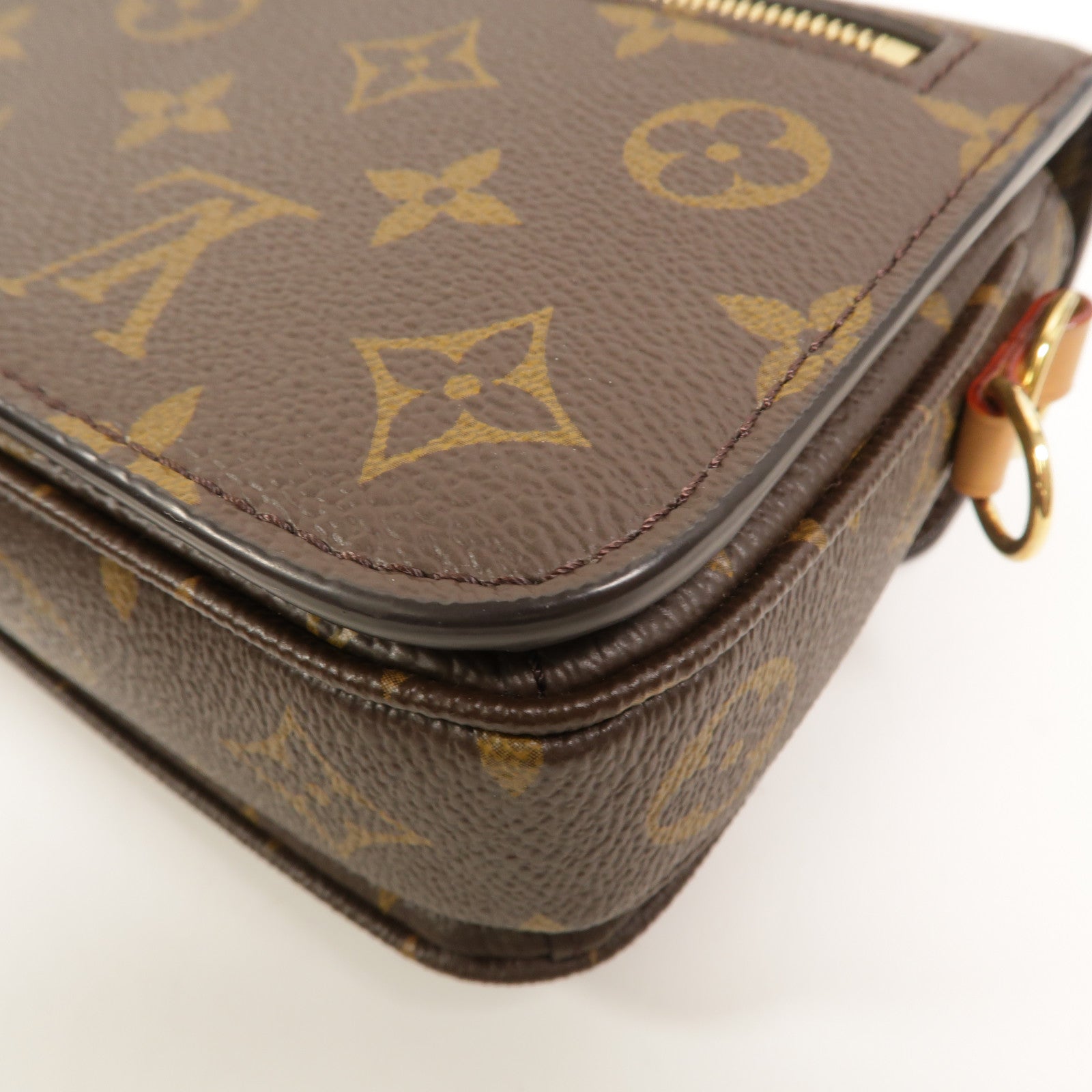 LOUIS VUITTON Monogram Pochette Metis East West金扣手挽肩背兩用袋