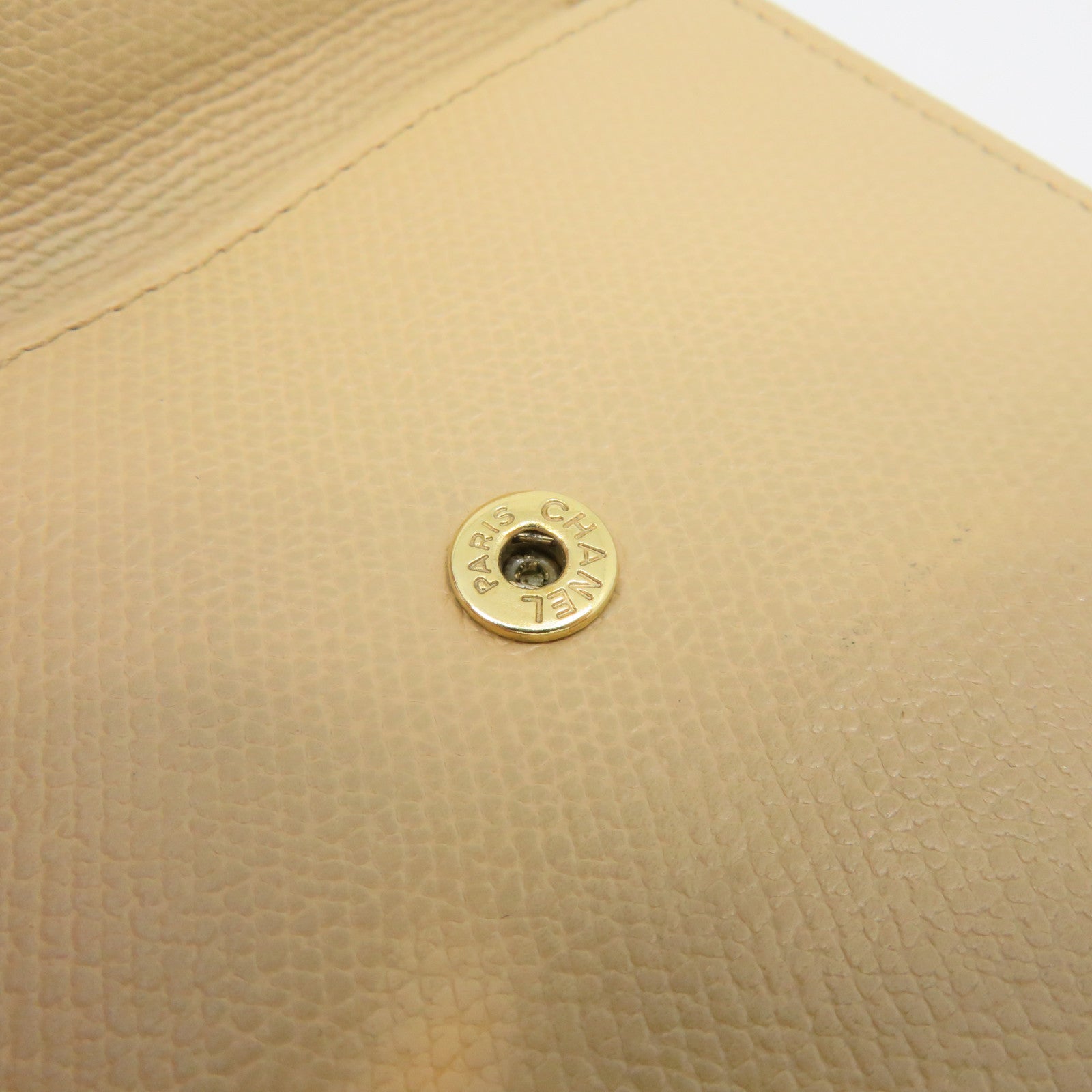 CHANEL 【激減優惠】牛皮皮革Short Wallet金扣短錢包杏色