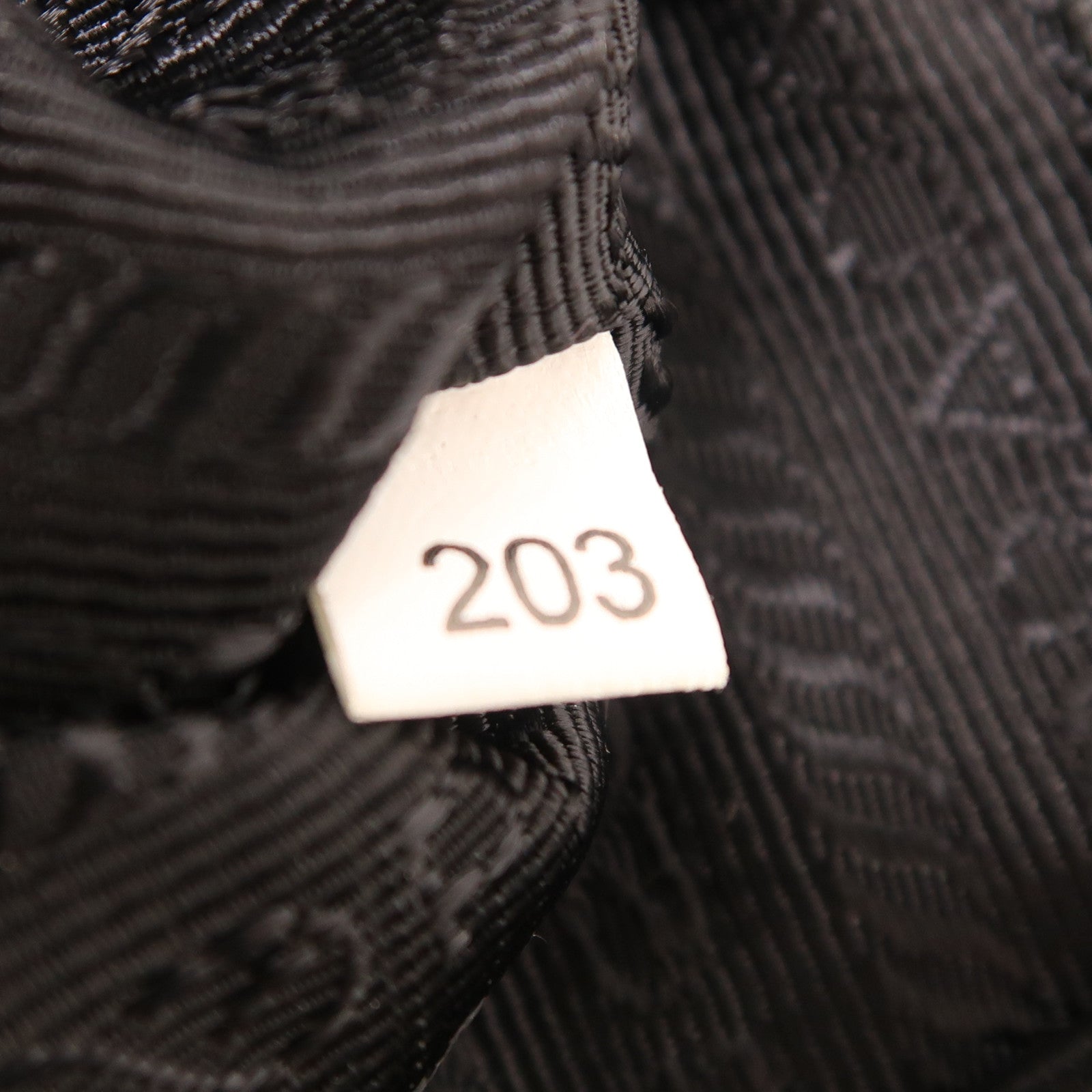 PRADA 尼龍Should Bag金扣肩背袋