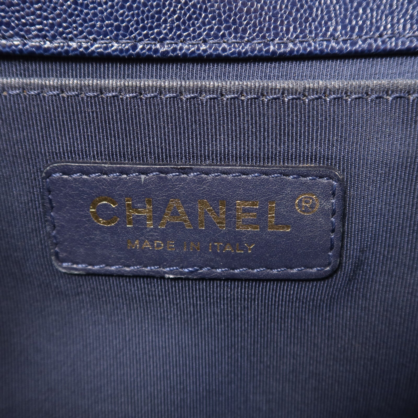 CHANEL 牛皮皮革Boy 25金扣鏈帶肩背袋
