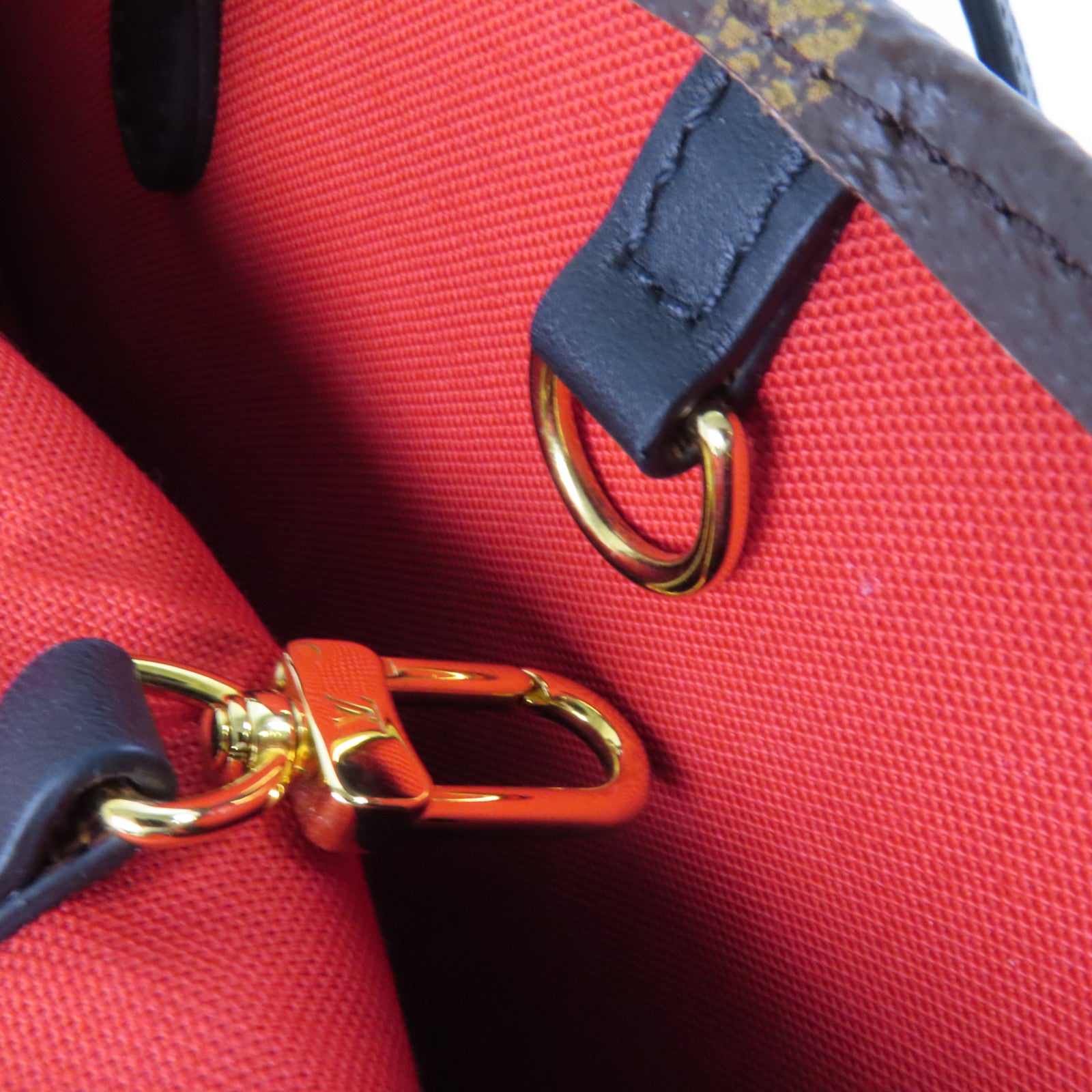 LOUIS VUITTON Monogram/Monogram Reverse On The Go MM金扣手挽肩背兩用袋