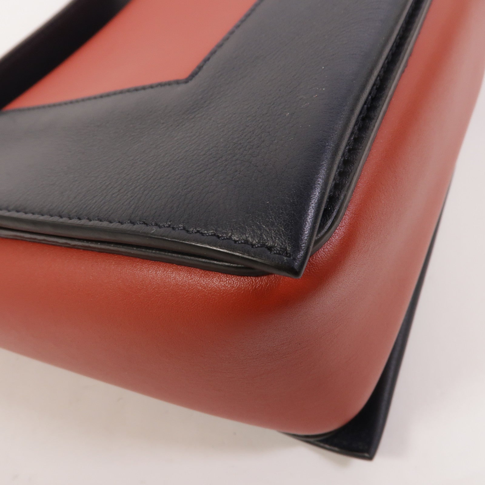 CELINE 牛皮皮革Frame Medium肩背袋