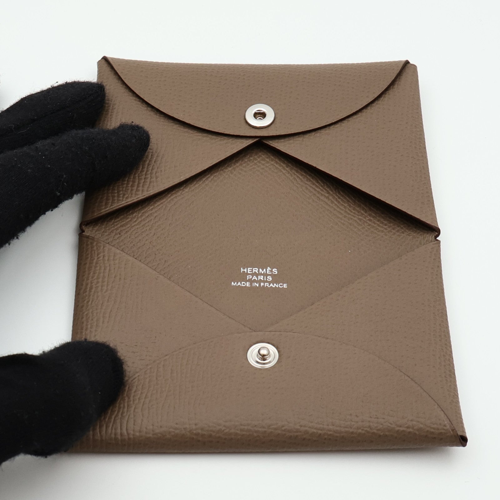HERMES 【激減優惠】Epsom皮革Calvi Card Case銀扣卡片套Etoupe