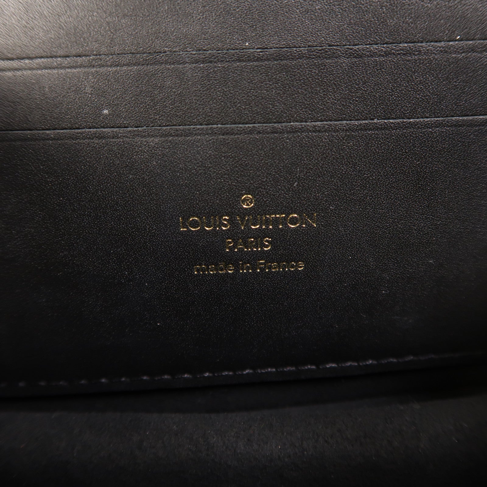 LOUIS VUITTON Monogram Reverse Dauphine Chain Wallet金扣鏈帶肩背袋