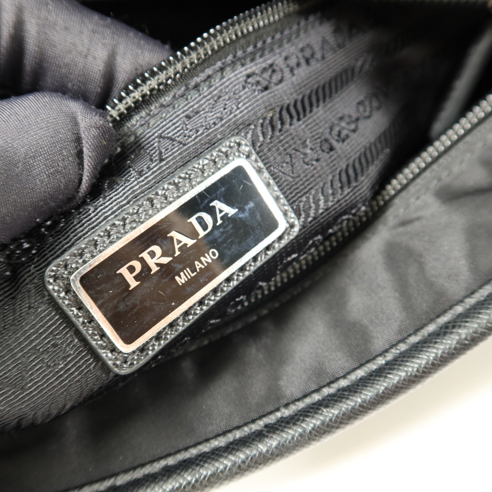 PRADA 尼龍Shoulder Bag肩背袋