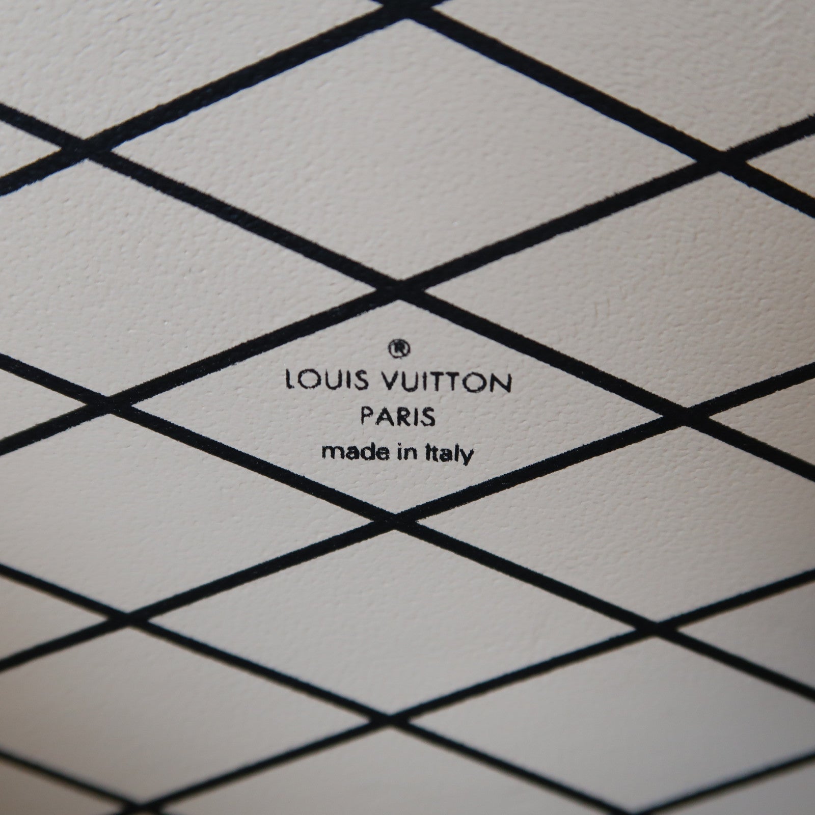 LOUIS VUITTON Monogram Reverse Petite Malle金扣肩背袋啡色