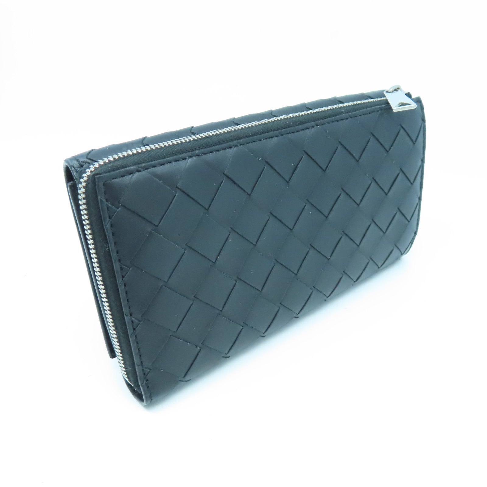 BOTTEGA VENETA 【激減優惠】羊皮皮革Round Long Wallet銀扣長錢包黑色