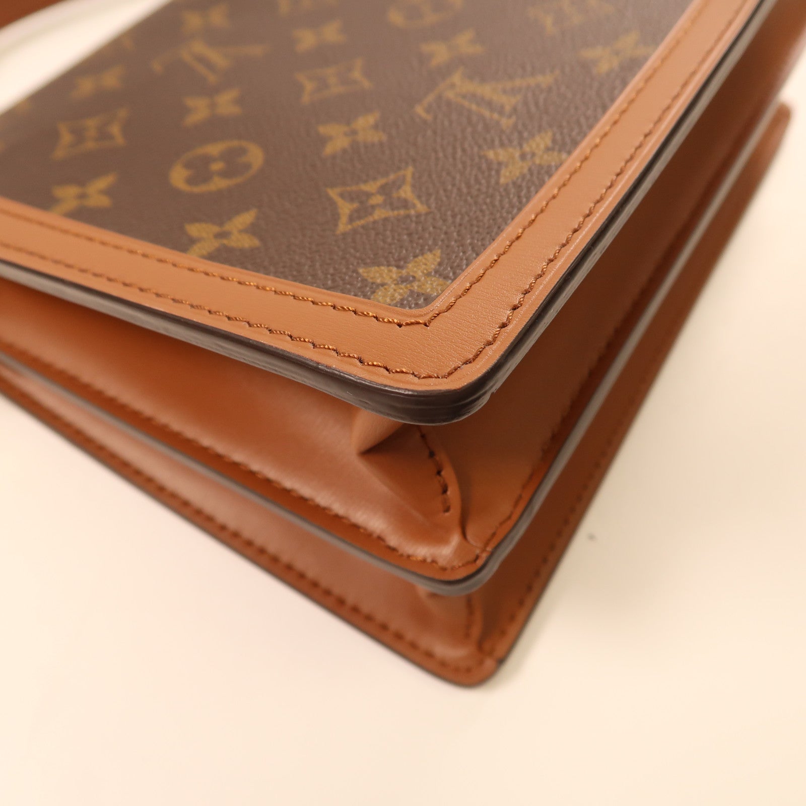 LOUIS VUITTON Monogram Reverse Dauphine MM金扣肩背兩用袋啡色