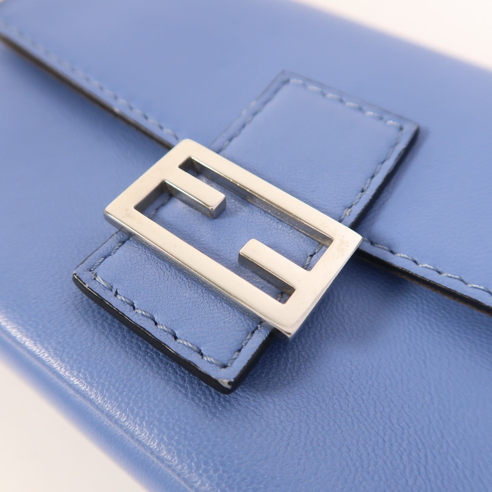 FENDI 牛皮皮革Micro Baguette銀扣手挽肩背兩用袋