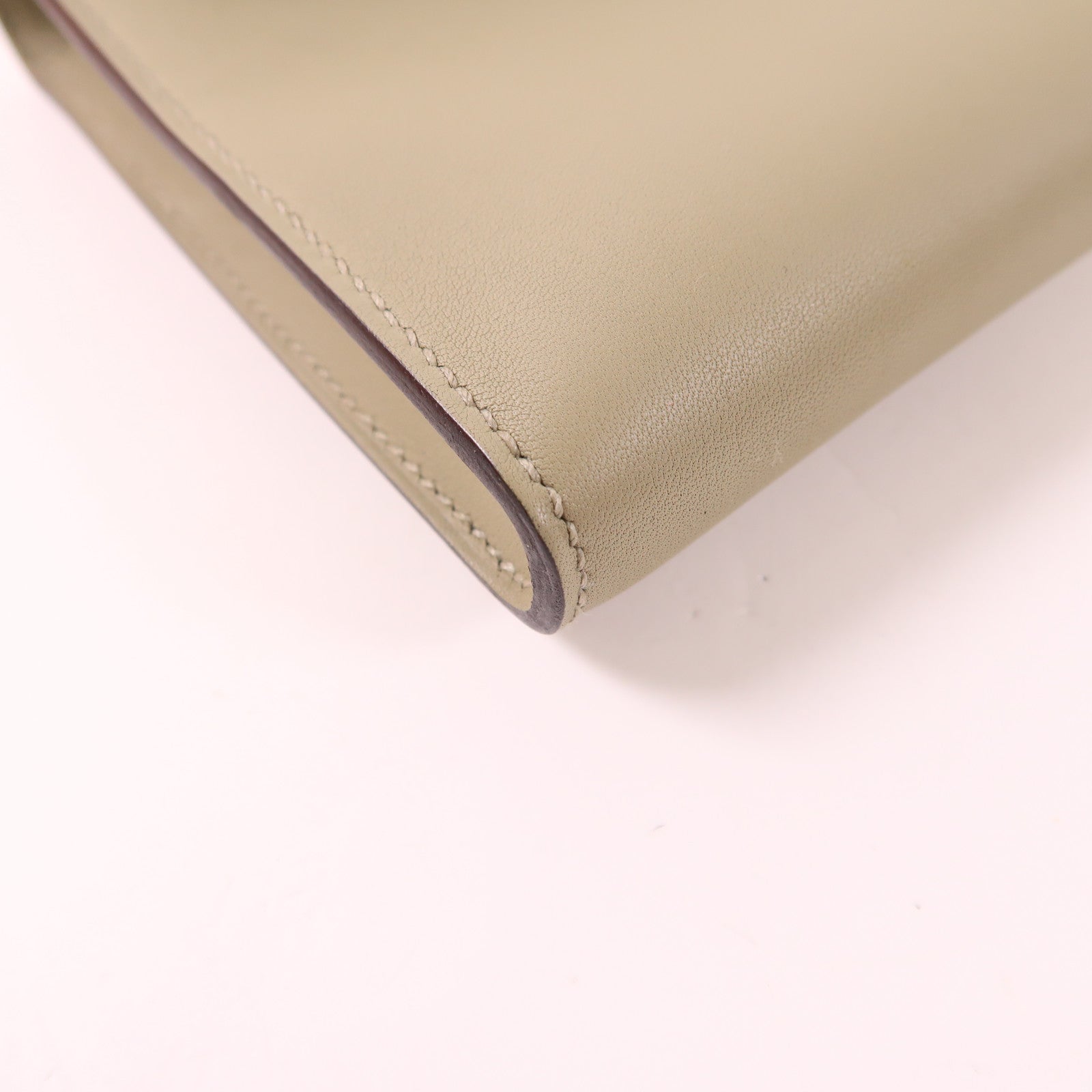 HERMES Swift皮革Kelly Cut銀扣手挽袋Sauge