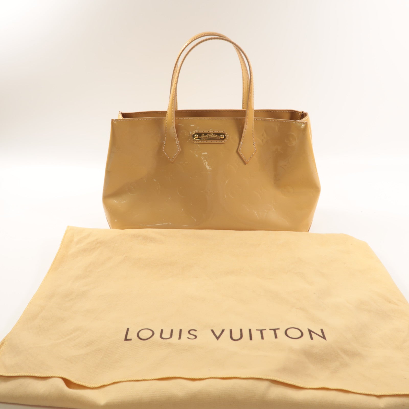 LOUIS VUITTON Monogram Vernis Wilshire PM金扣手挽袋米色