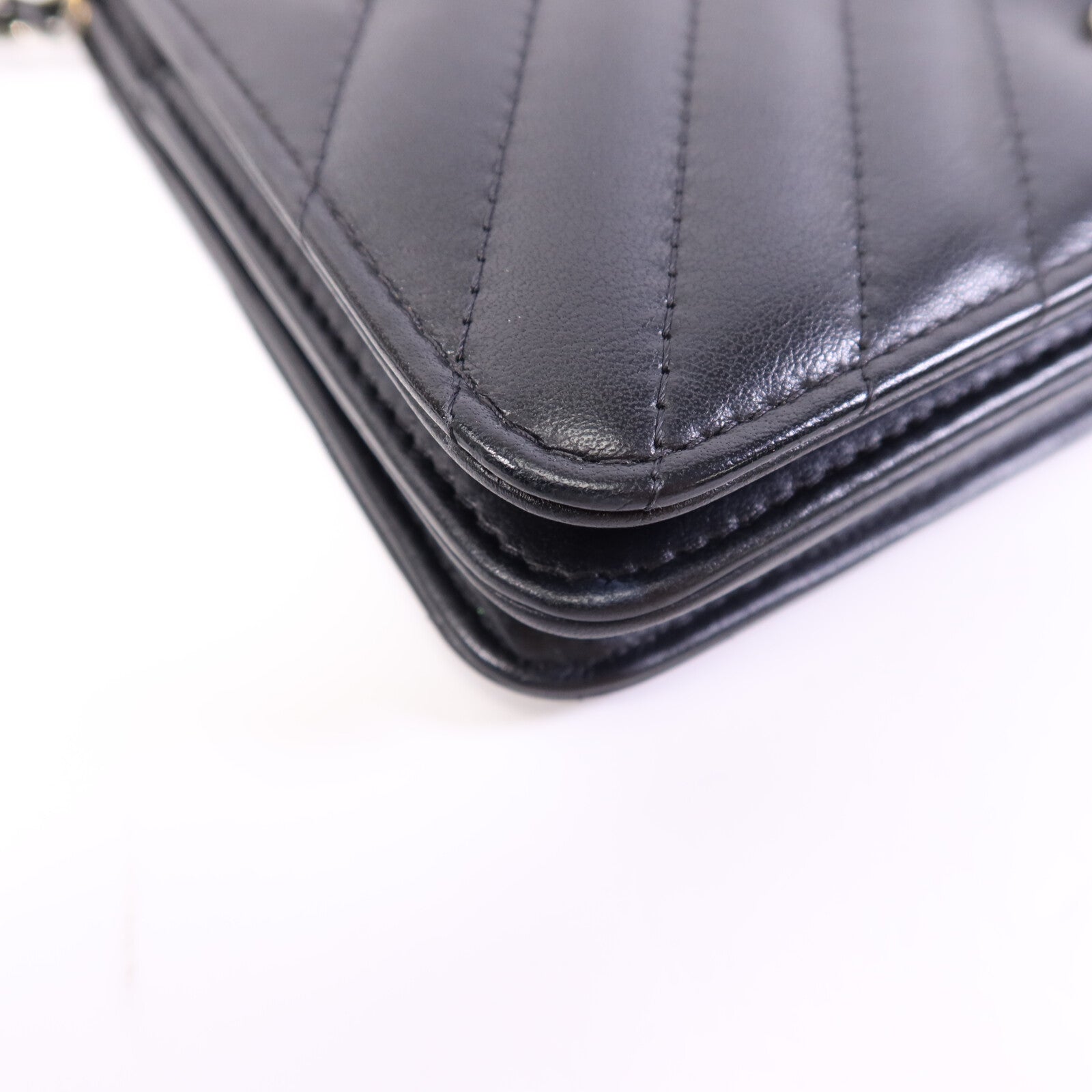 CHANEL 【激減優惠】牛皮皮革WOC Wallet On Chain銀扣鏈帶肩背袋