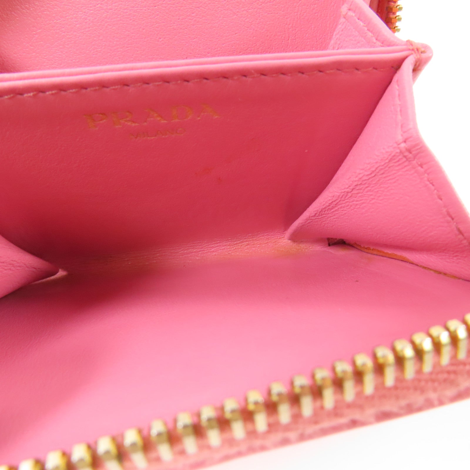 PRADA 牛皮皮革Coin Case金扣零錢包