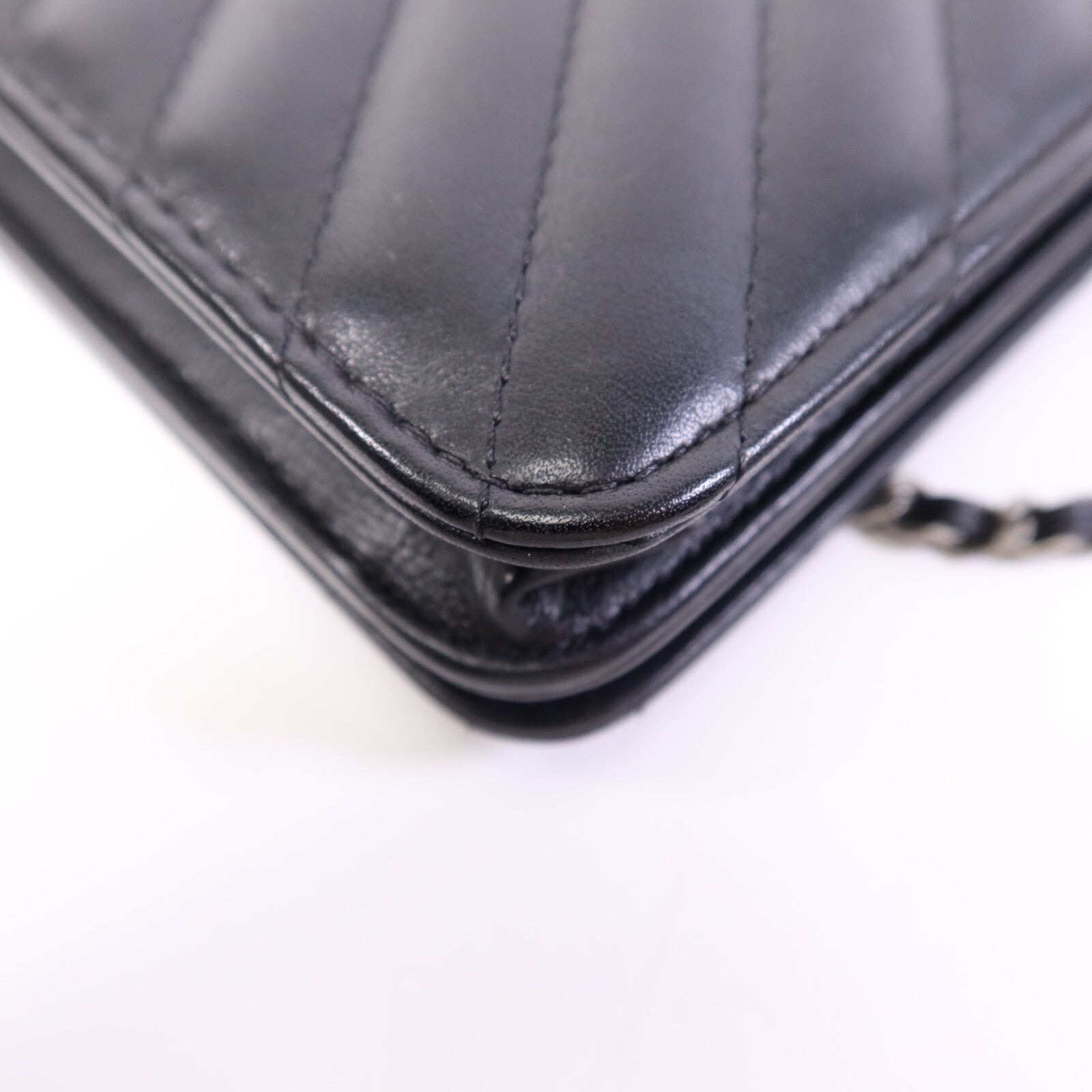 CHANEL 【激減優惠】牛皮皮革WOC Wallet On Chain銀扣鏈帶肩背袋