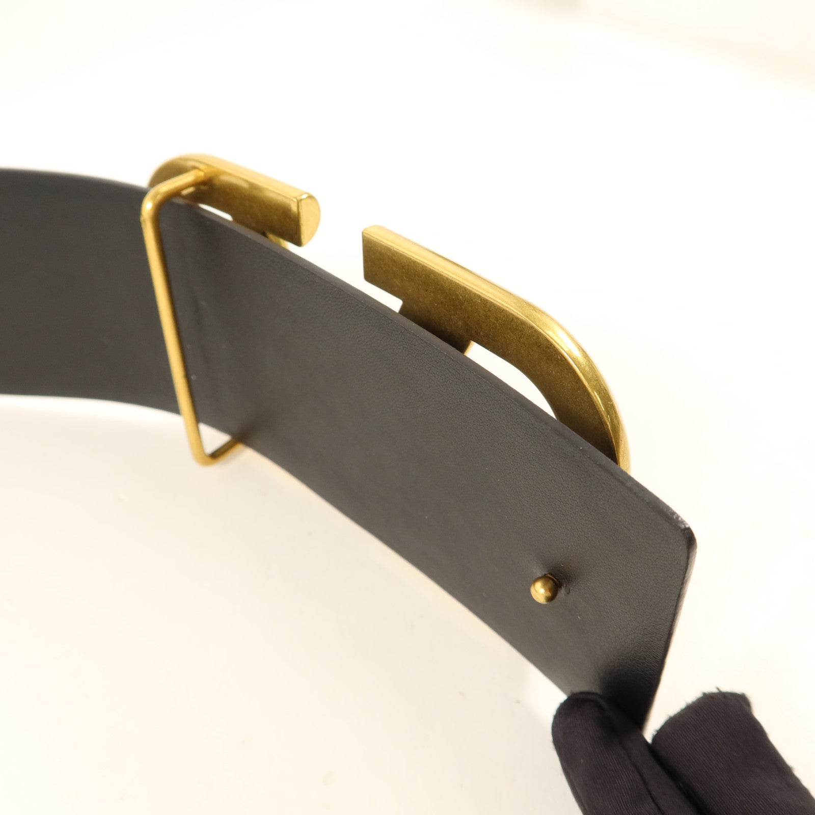 Valentino 牛皮皮革Valentino Garavani 95cm Belt皮帶