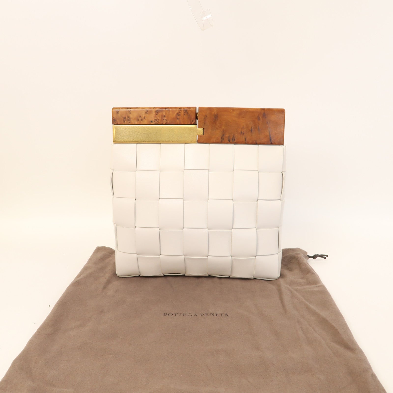 BOTTEGA VENETA 織紋牛皮皮革Clutch金/銀扣手拿包白色