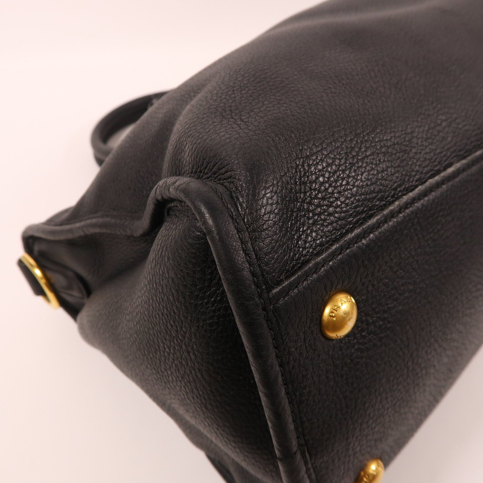 PRADA 牛皮皮革Shoulder Bag金扣手挽肩背兩用袋黑色