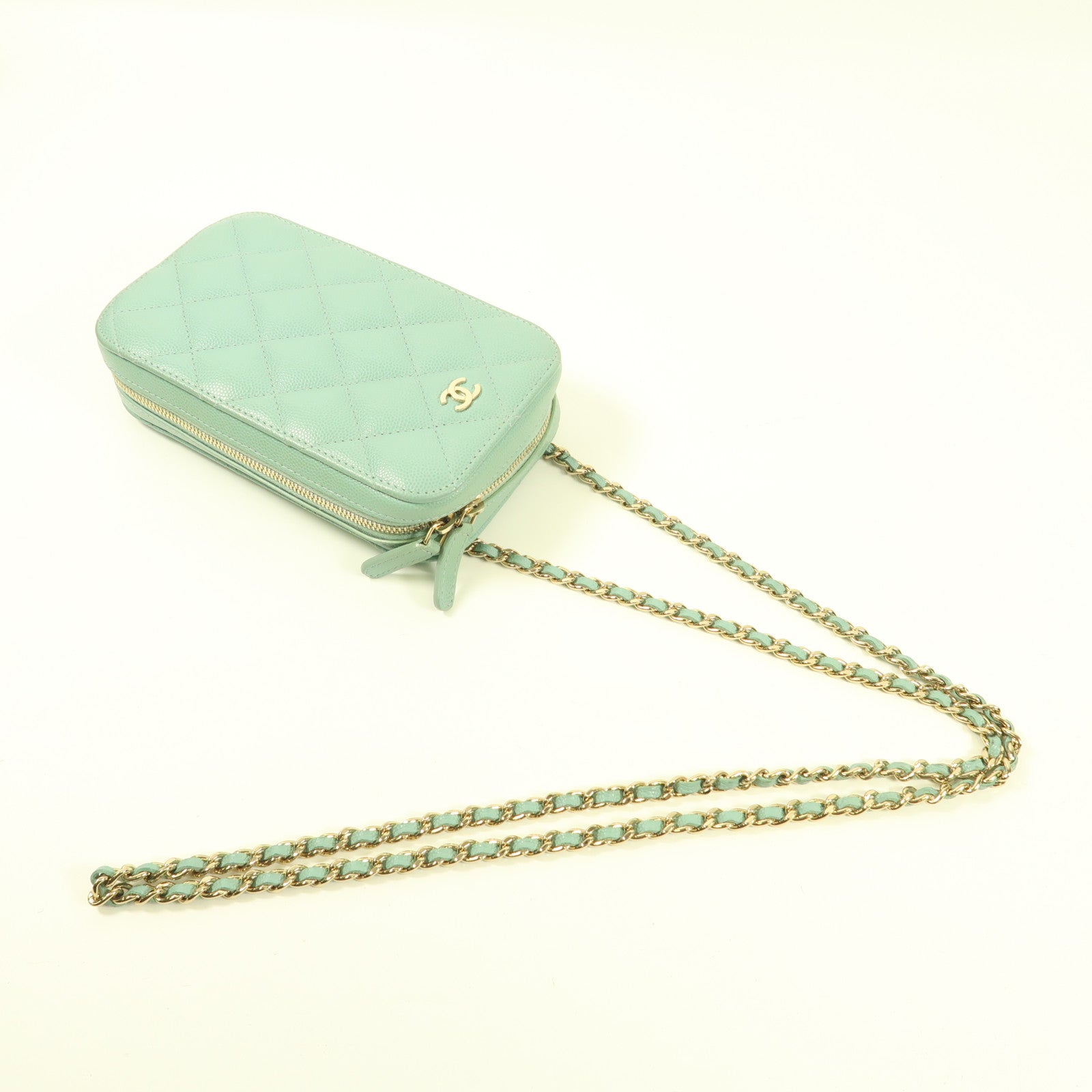 CHANEL 牛皮皮革Phone Bag金扣鏈帶肩背袋